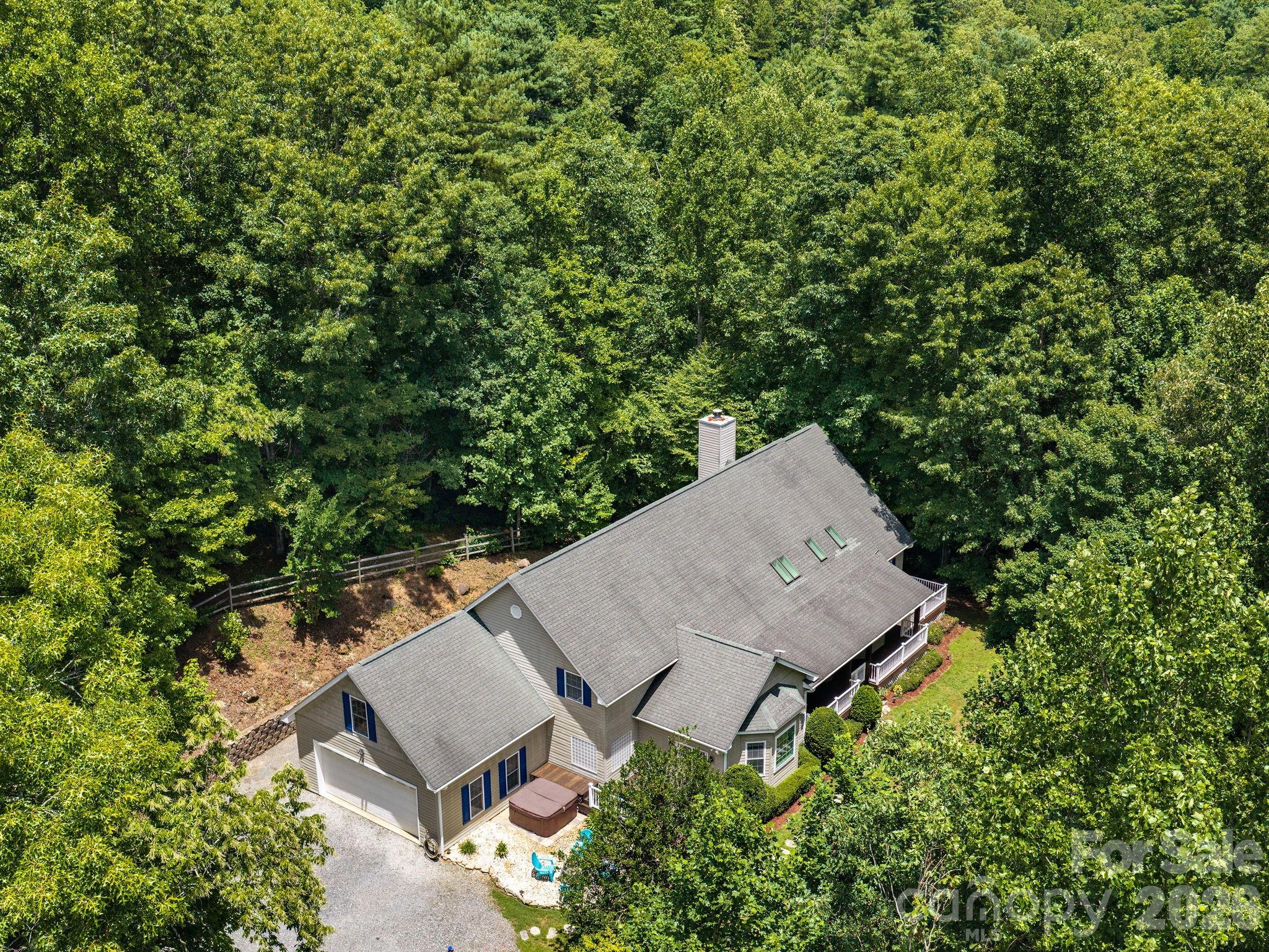 49 Indian Ridge Trail — Hendersonville
