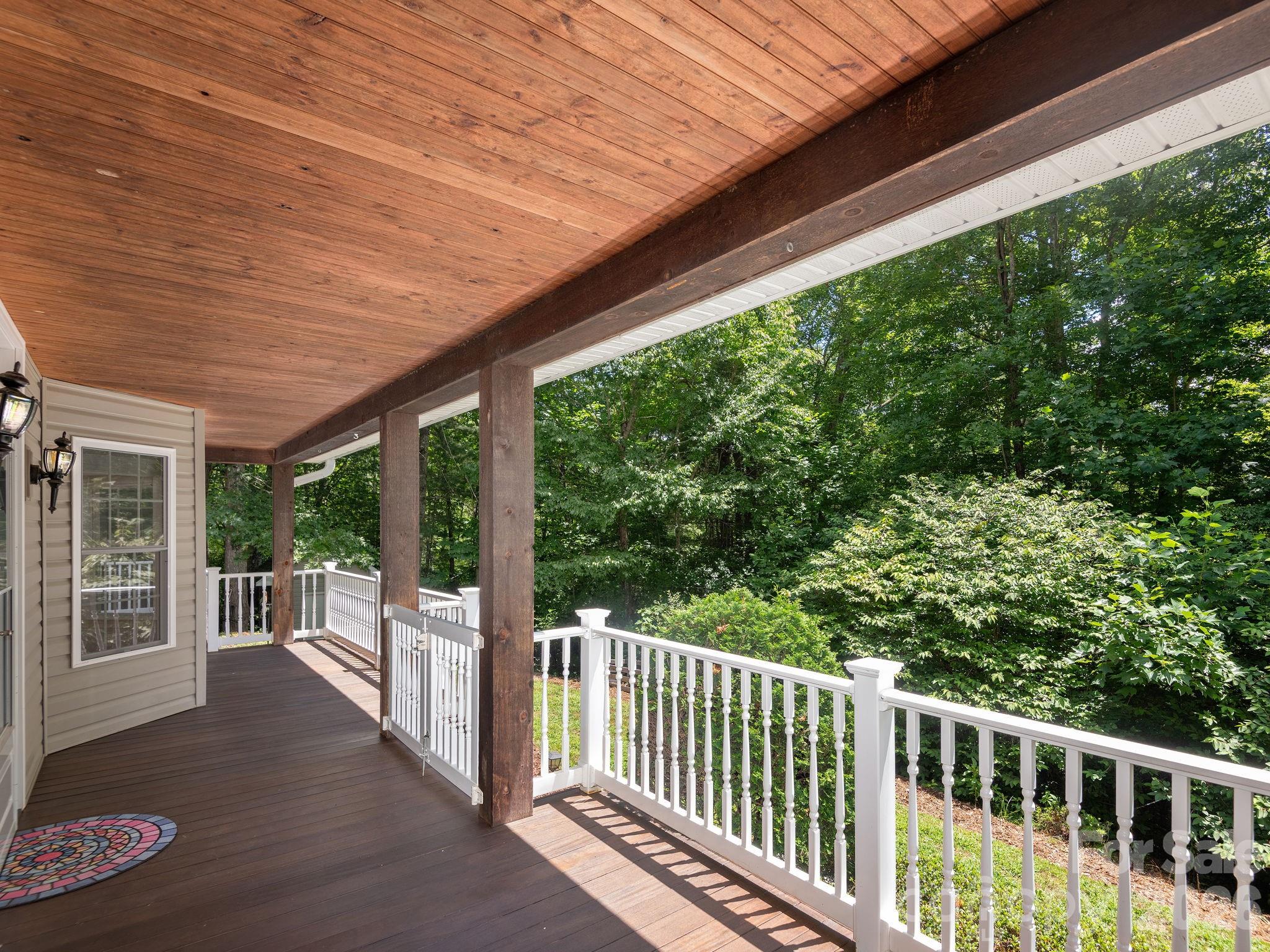 49 Indian Ridge Trail — Hendersonville