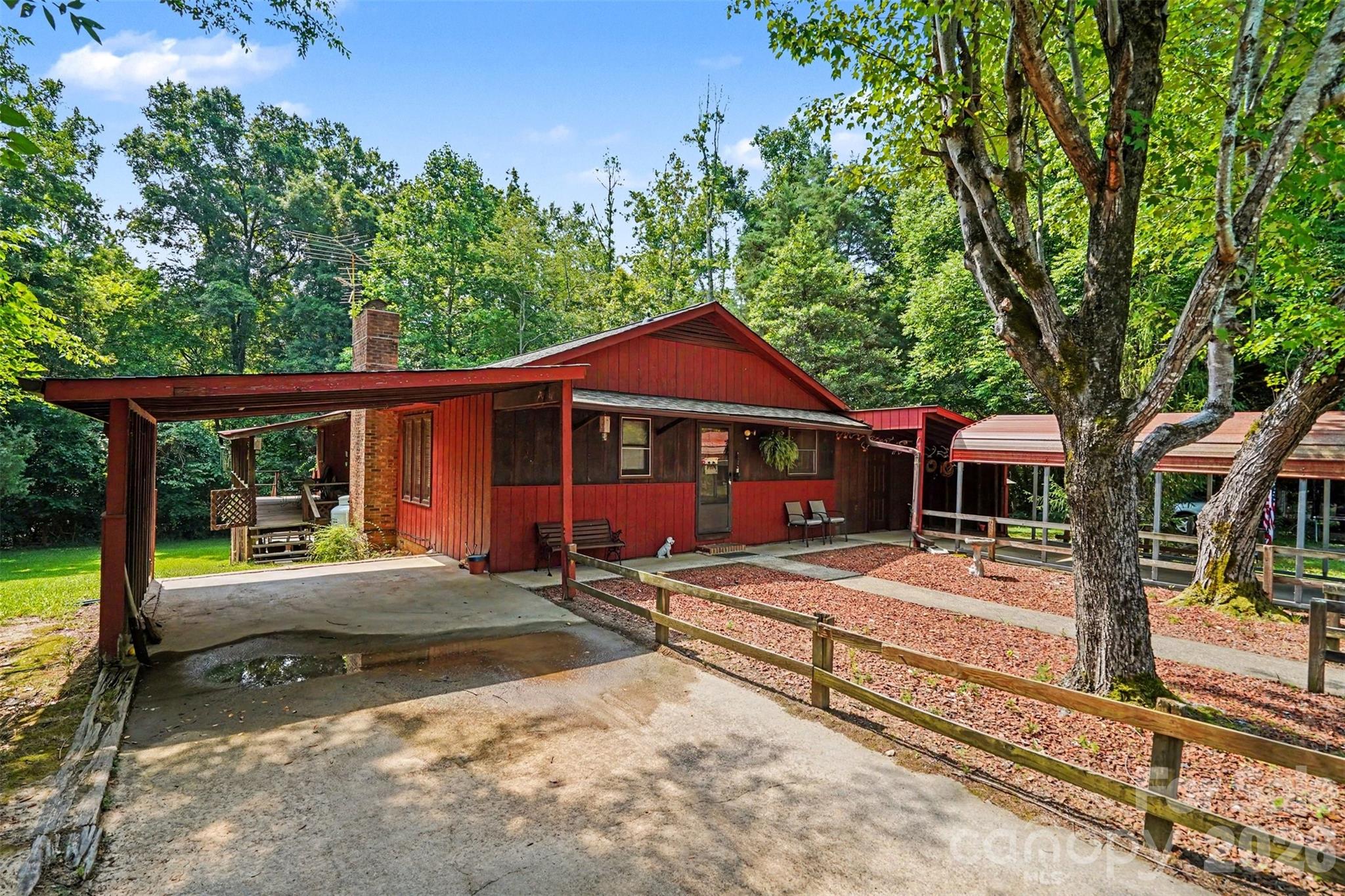 7707 Waxhaw Highway — Waxhaw