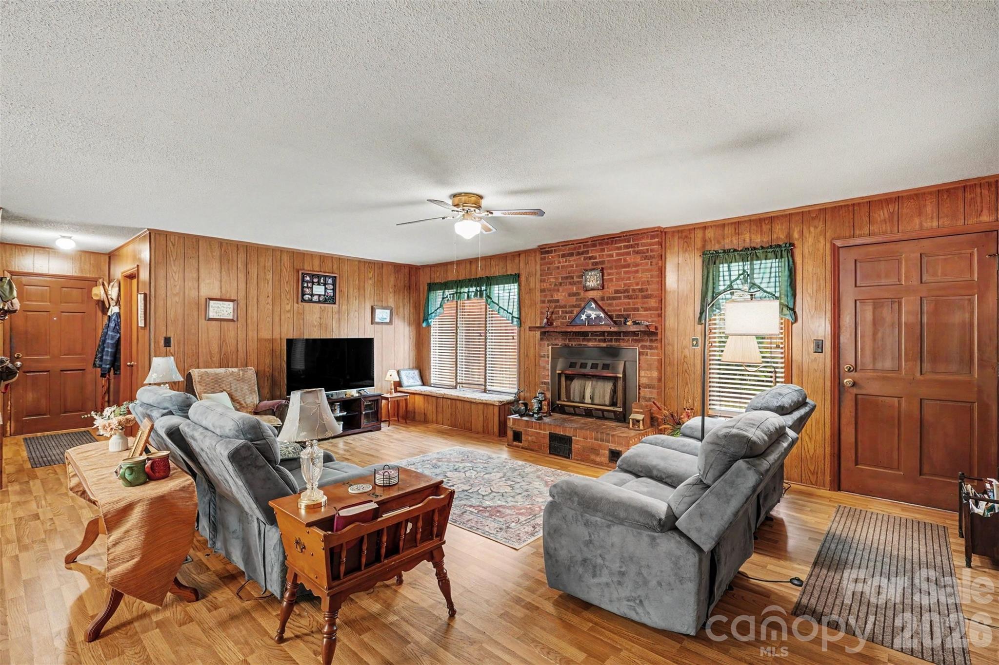 7707 Waxhaw Highway — Waxhaw