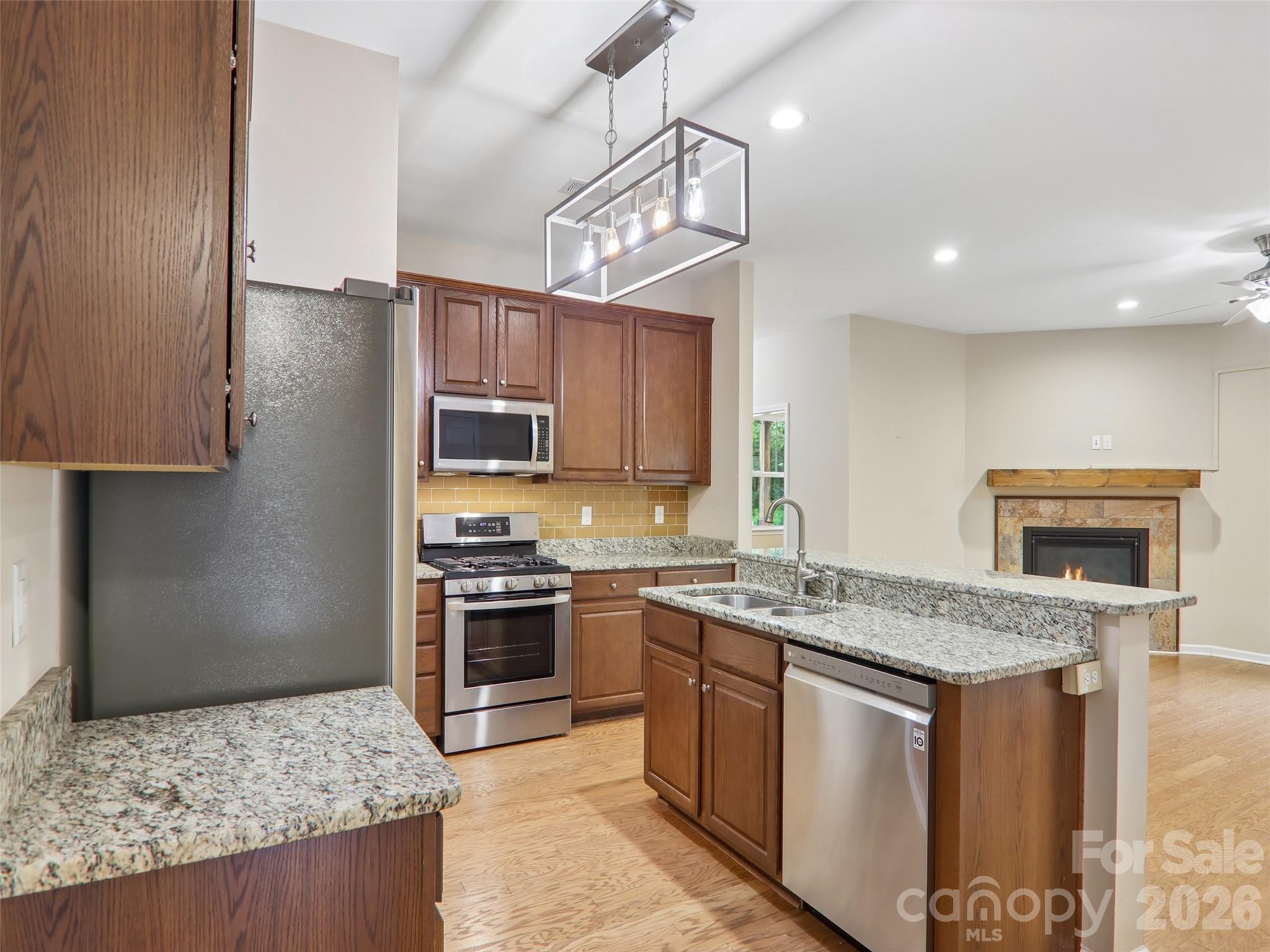 11 Eagle Pointe Way — Flat Rock