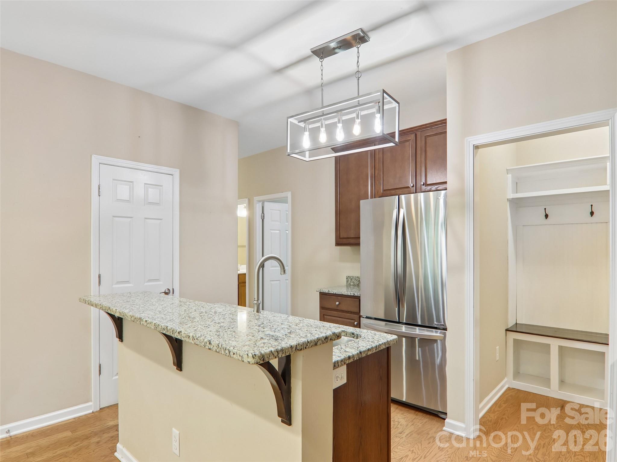 11 Eagle Pointe Way — Flat Rock