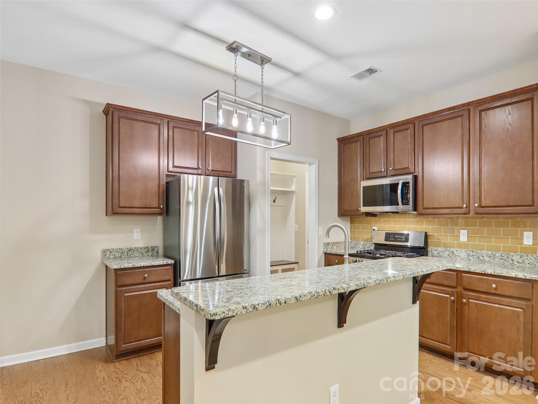 11 Eagle Pointe Way — Flat Rock