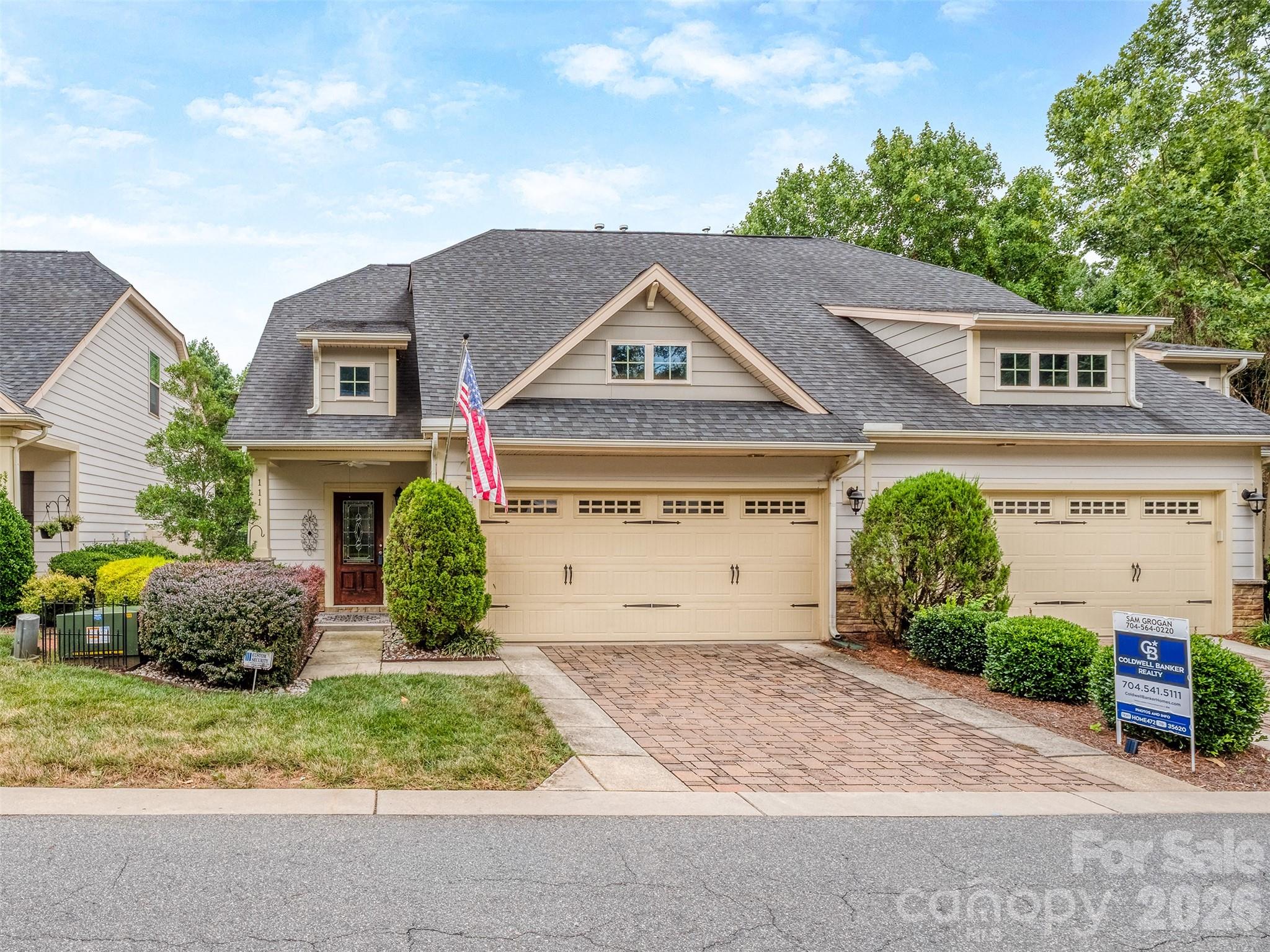 111 Coral Lane — Mooresville