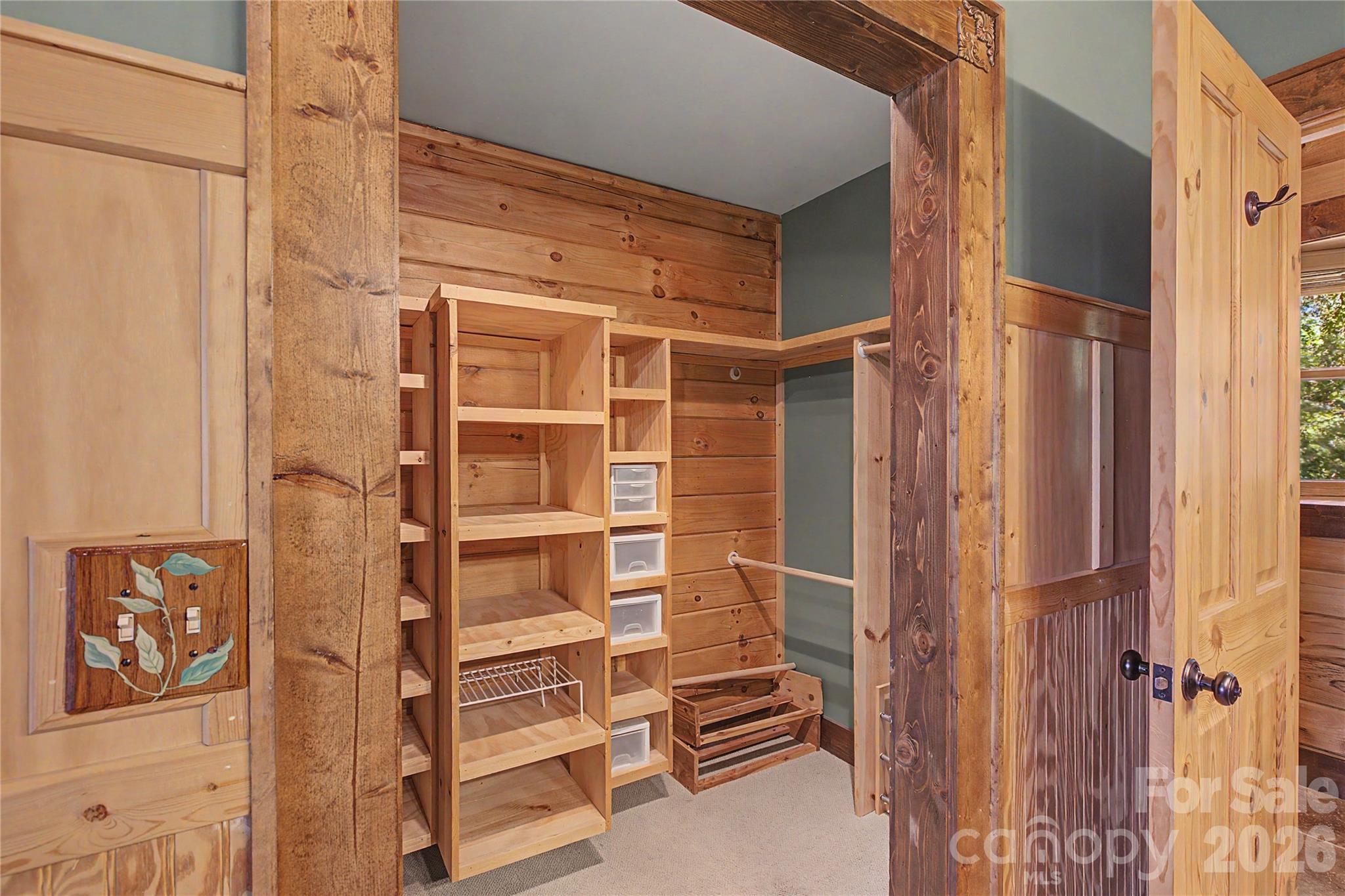 925 Appalachian Way — Bryson City