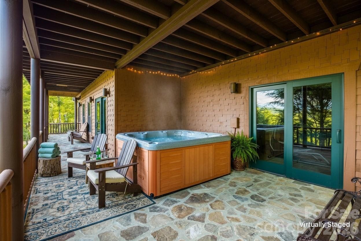 925 Appalachian Way — Bryson City