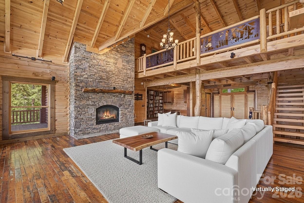 925 Appalachian Way — Bryson City