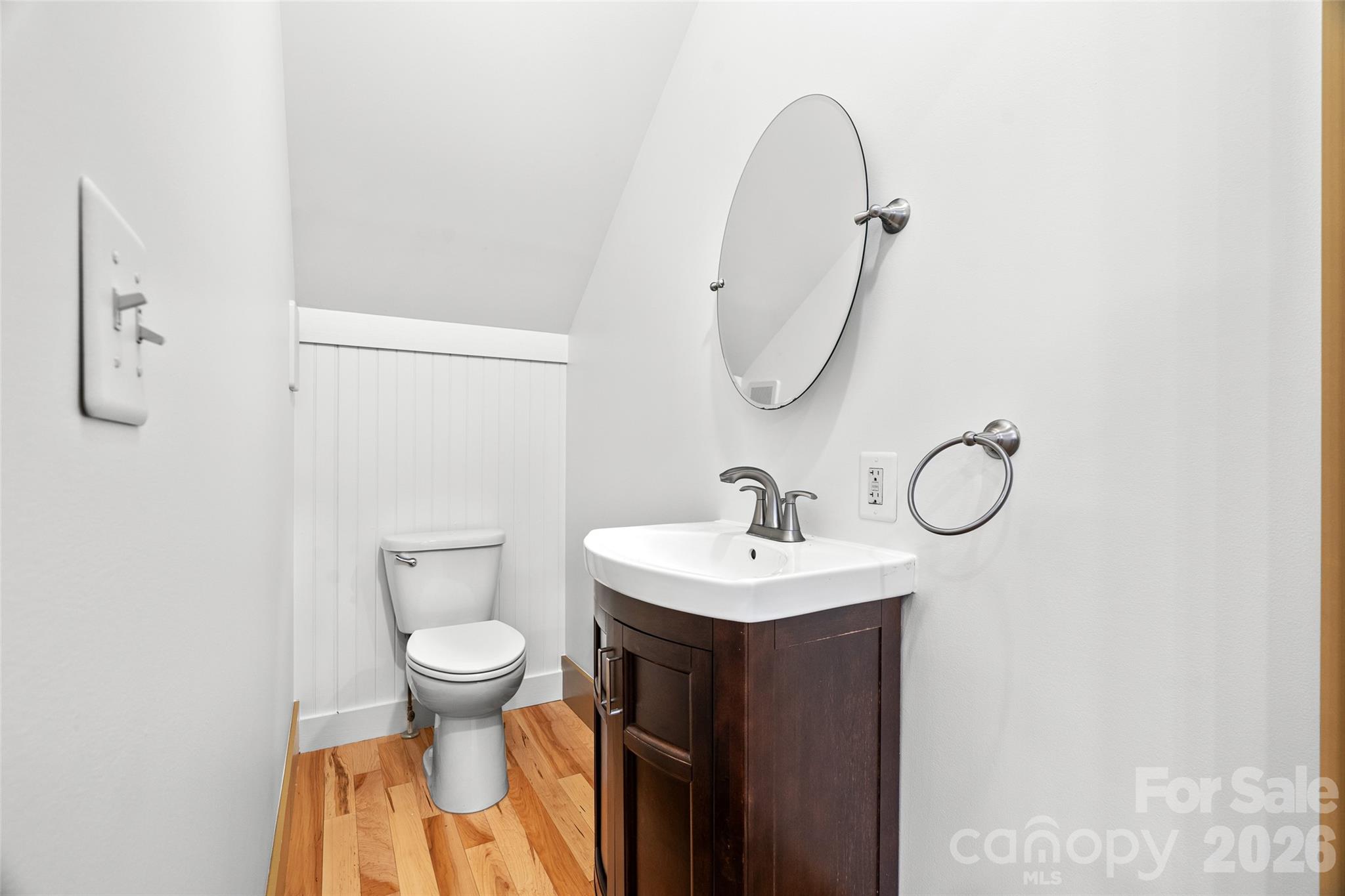 337 Sand Hill Road — Asheville