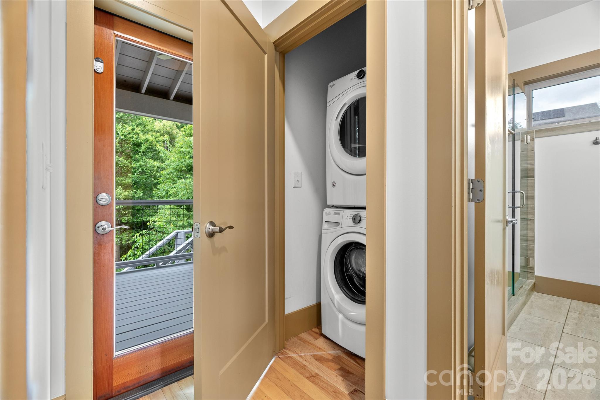 337 Sand Hill Road — Asheville