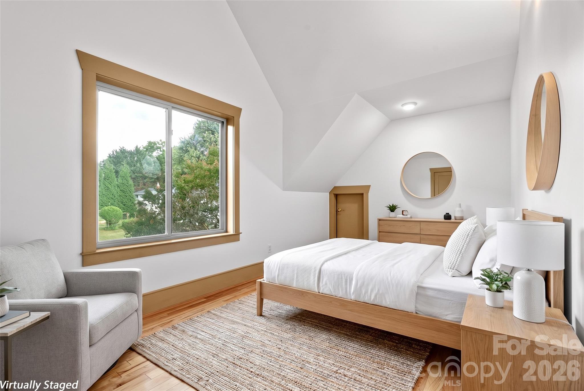 337 Sand Hill Road — Asheville