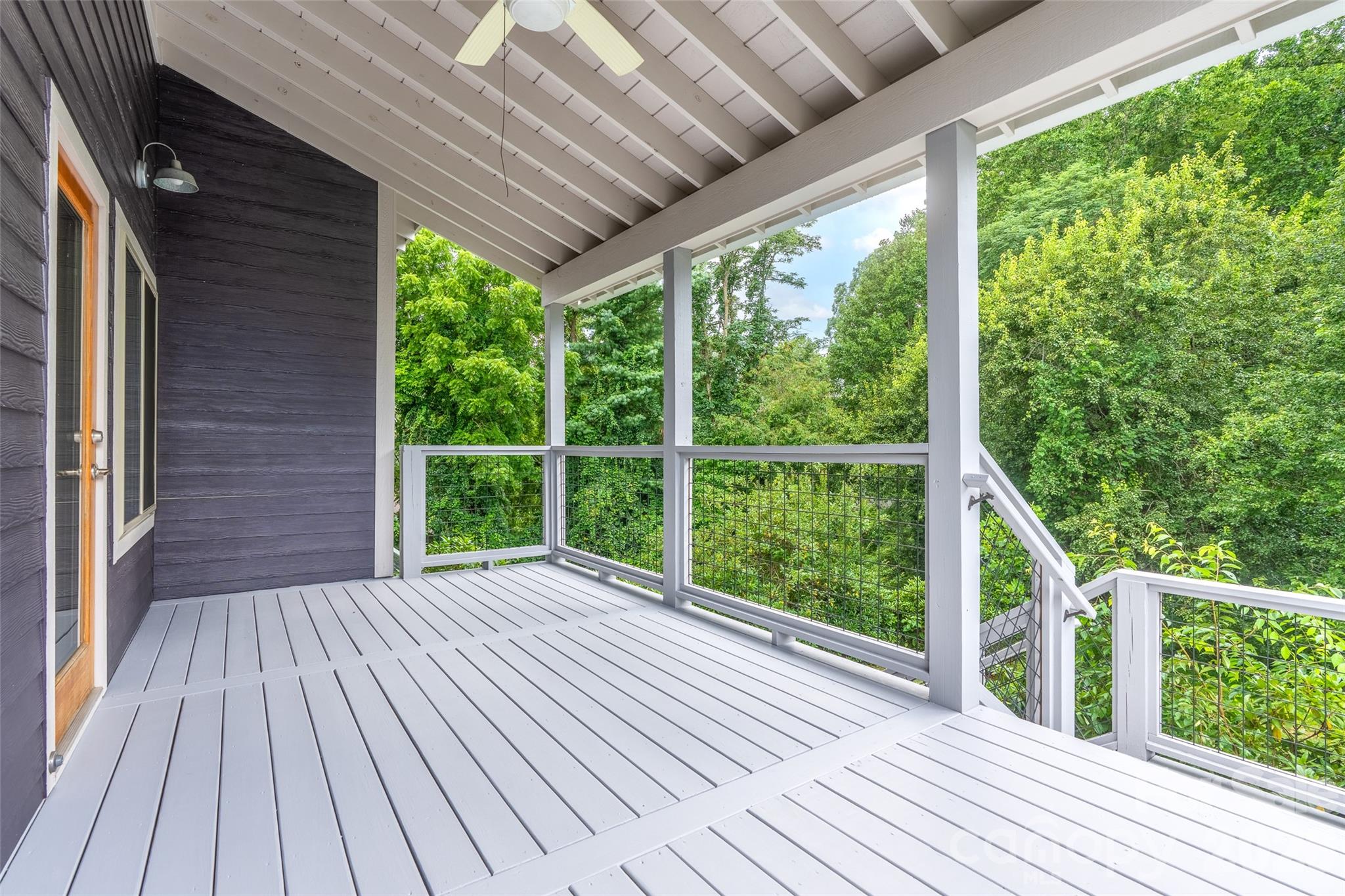 337 Sand Hill Road — Asheville