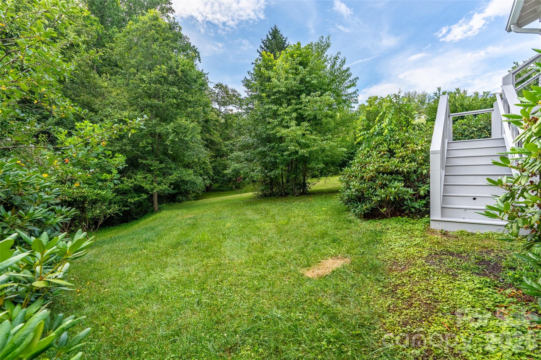 337 Sand Hill Road — Asheville
