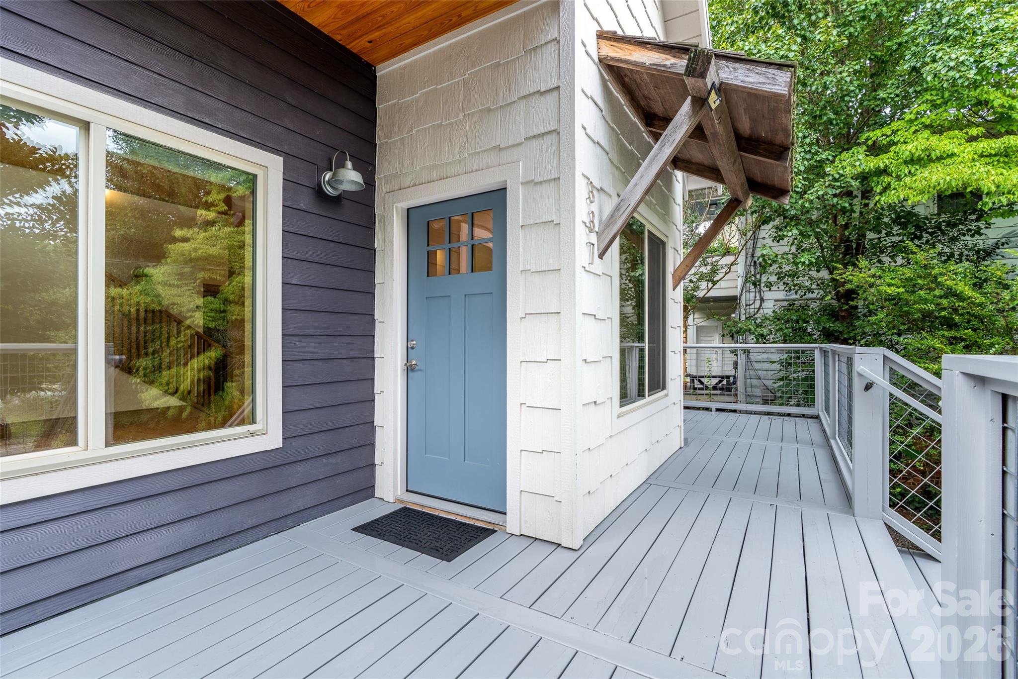 337 Sand Hill Road — Asheville