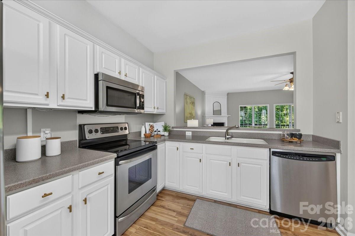 3054 Castleberry Court — Charlotte