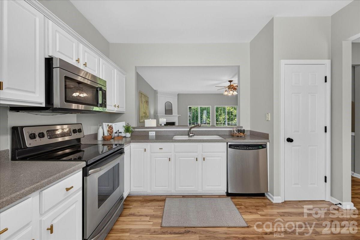 3054 Castleberry Court — Charlotte