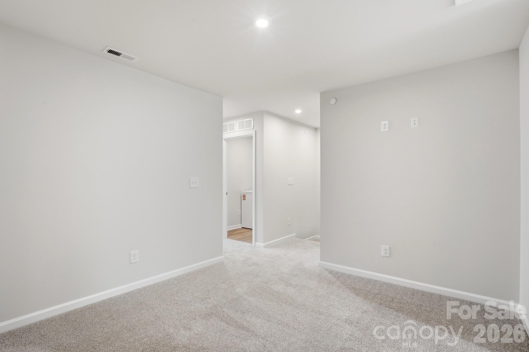 2565 Hedgecliff Road — Kannapolis