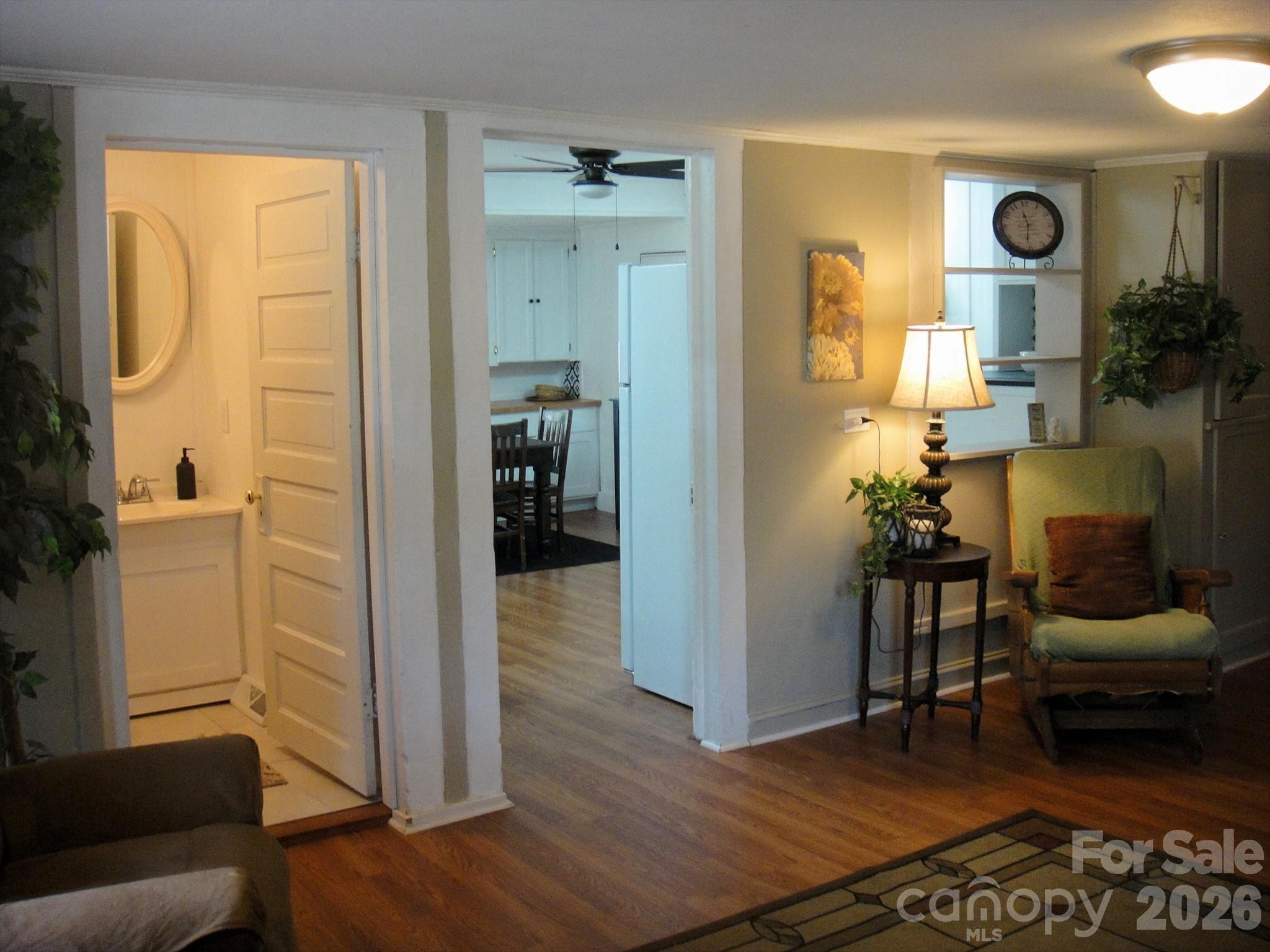 501 W Ryder Avenue — Landis