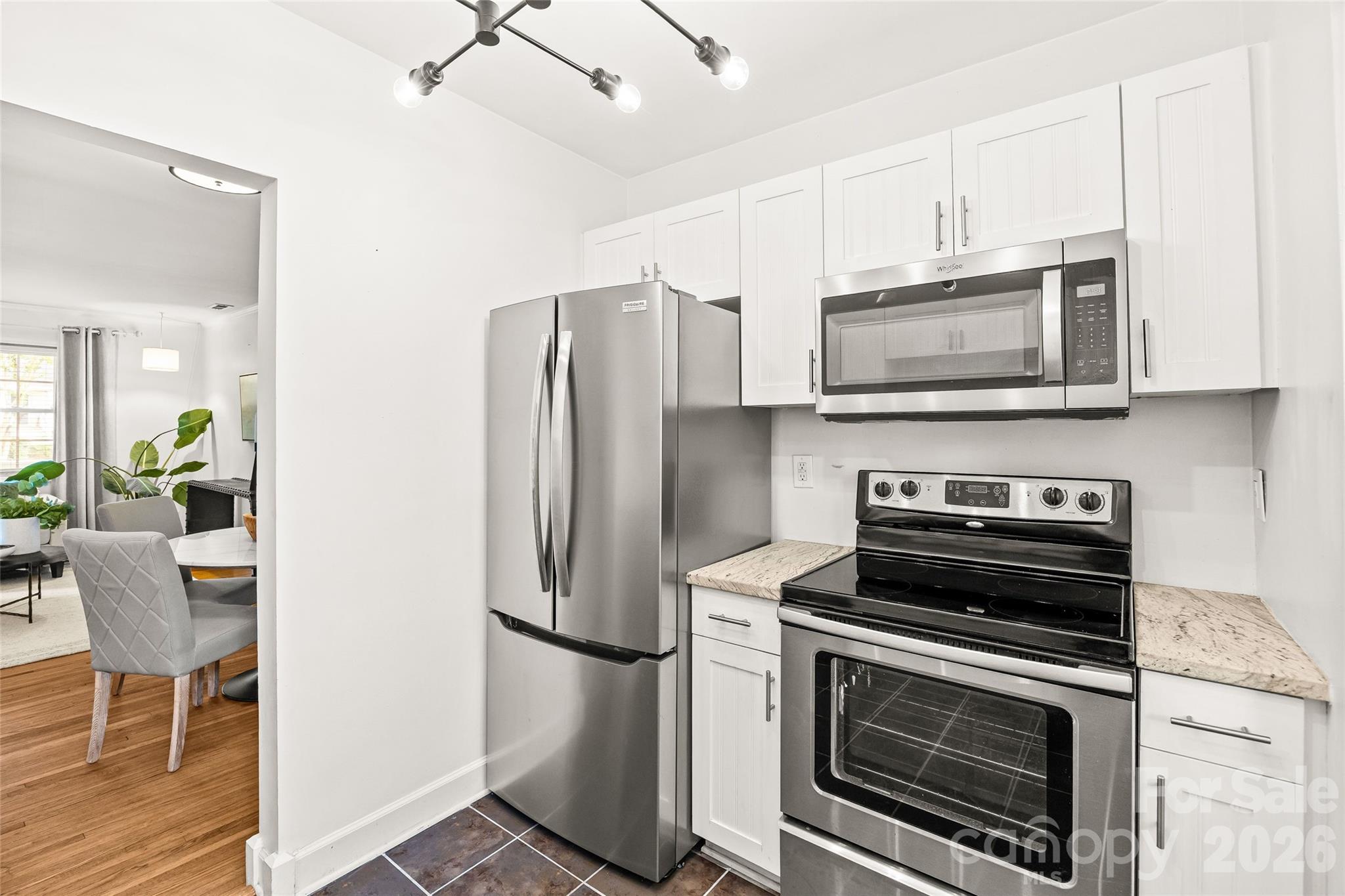 1562 Pecan Avenue — Charlotte