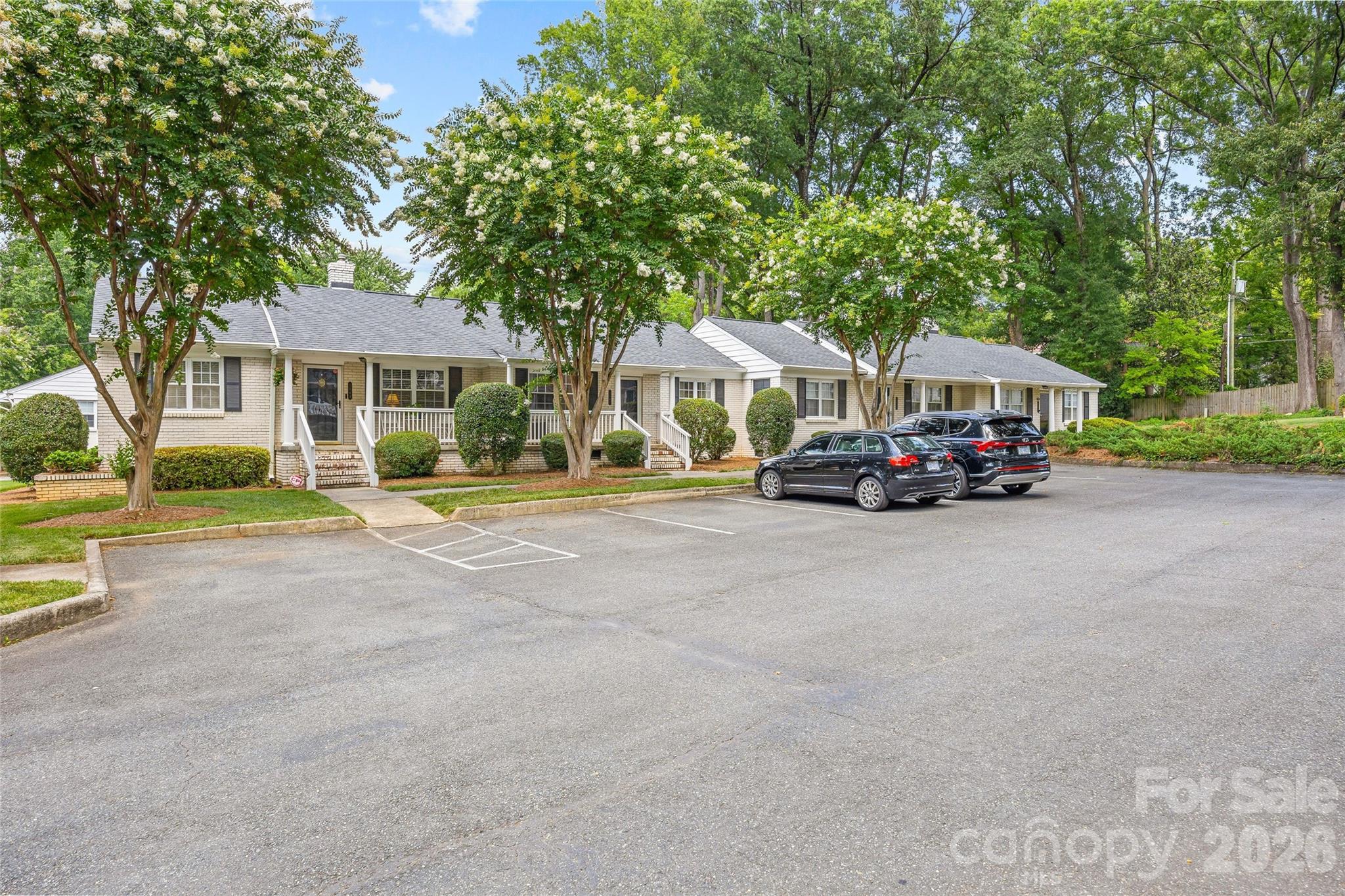 1562 Pecan Avenue — Charlotte