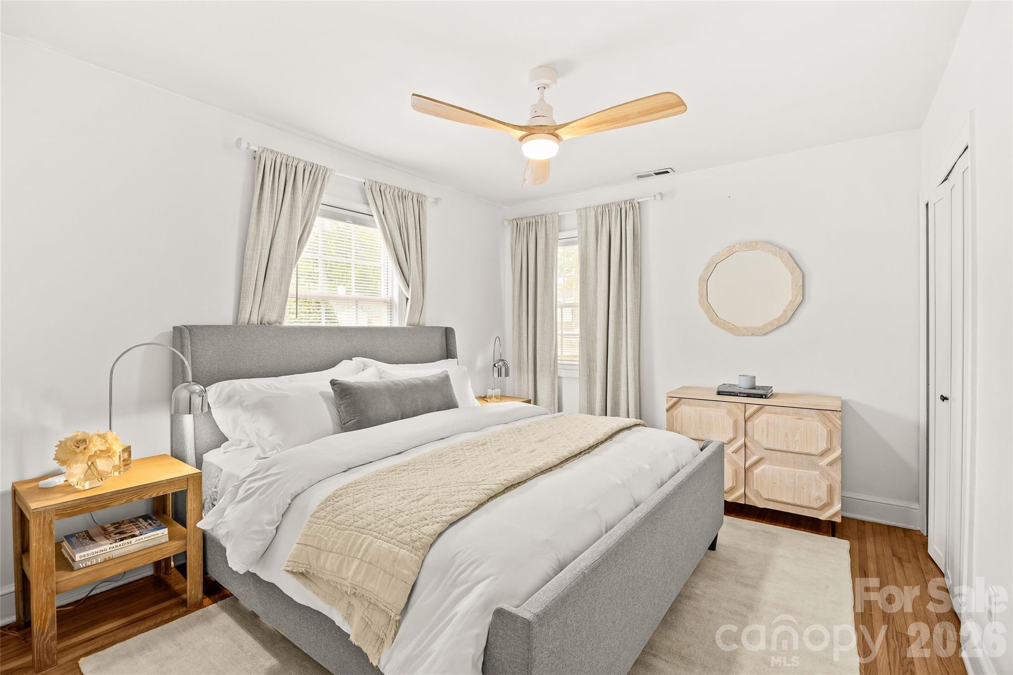 1562 Pecan Avenue — Charlotte