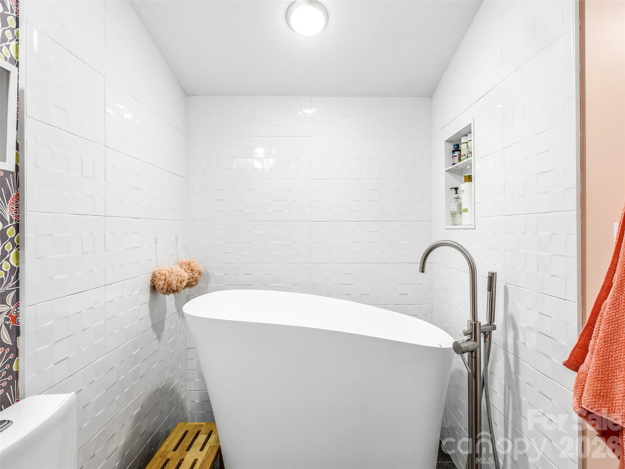 101 Glen Trillium Drive — Fletcher