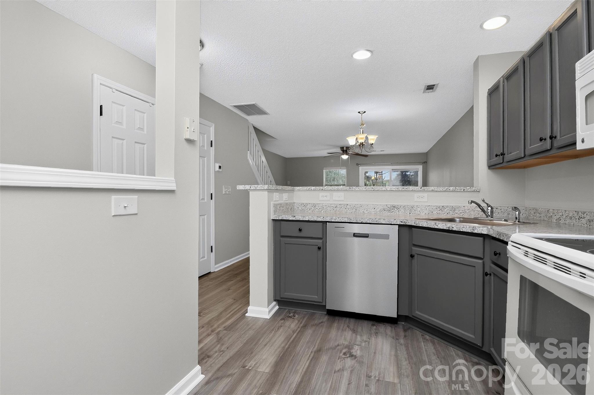 10866 Holly Ridge Boulevard — Charlotte