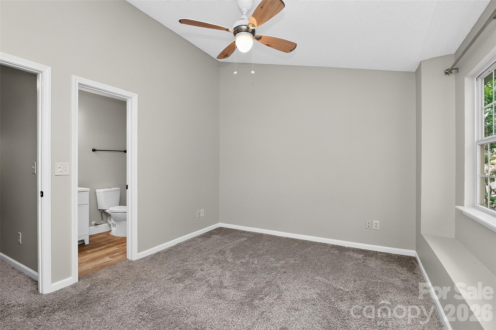 10866 Holly Ridge Boulevard — Charlotte