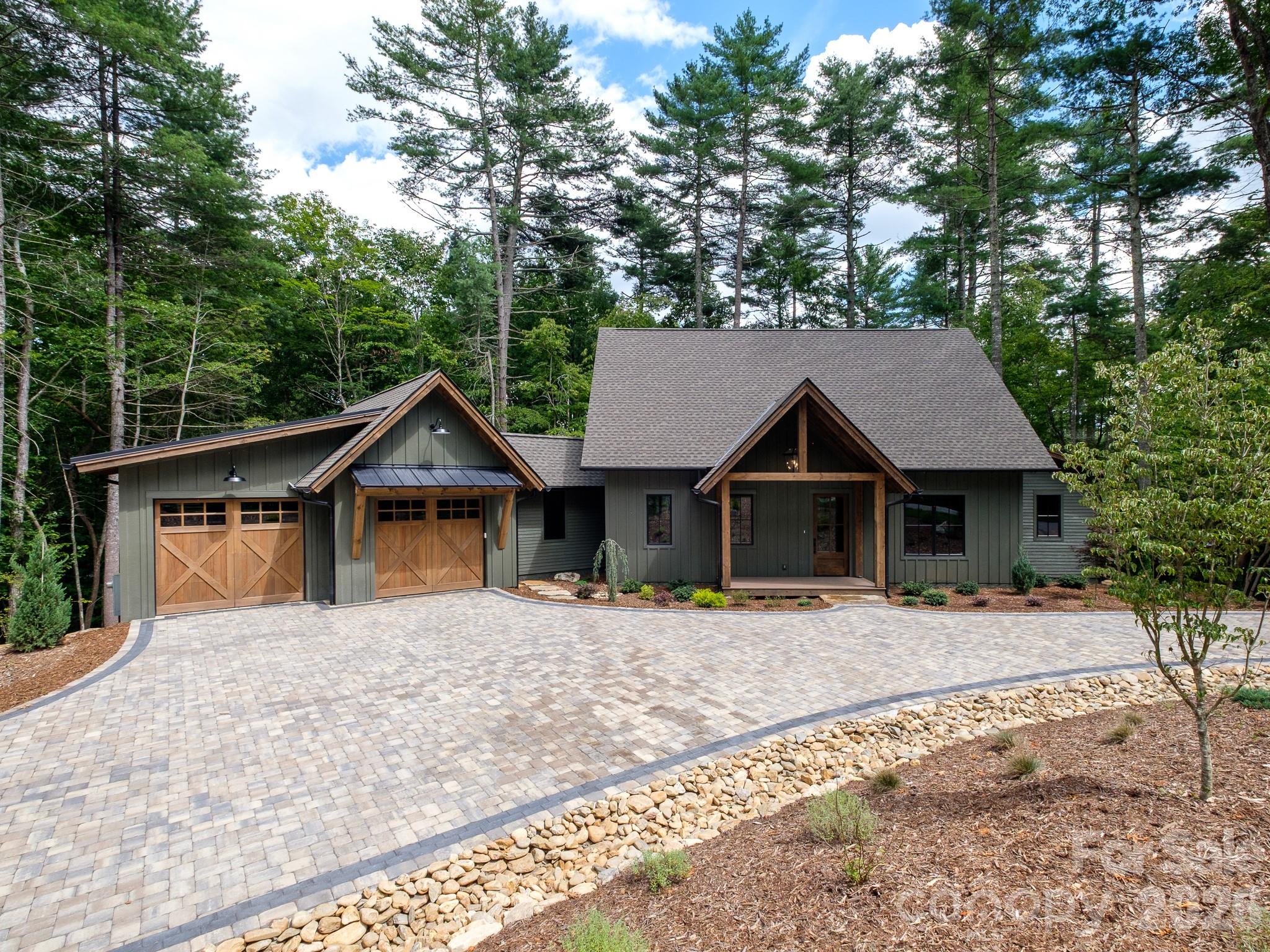 465 Mountain Brook Trail — Brevard