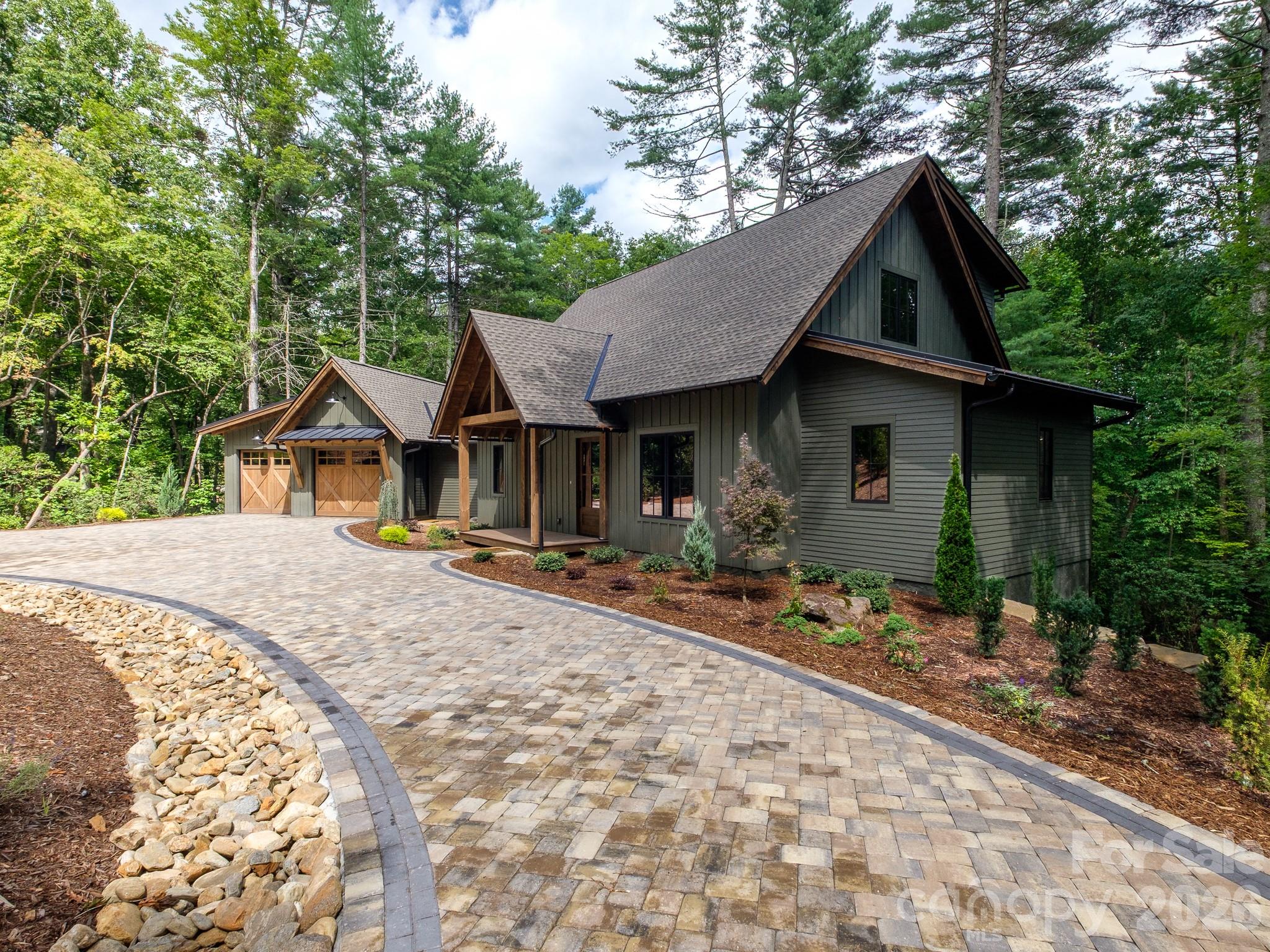 465 Mountain Brook Trail — Brevard