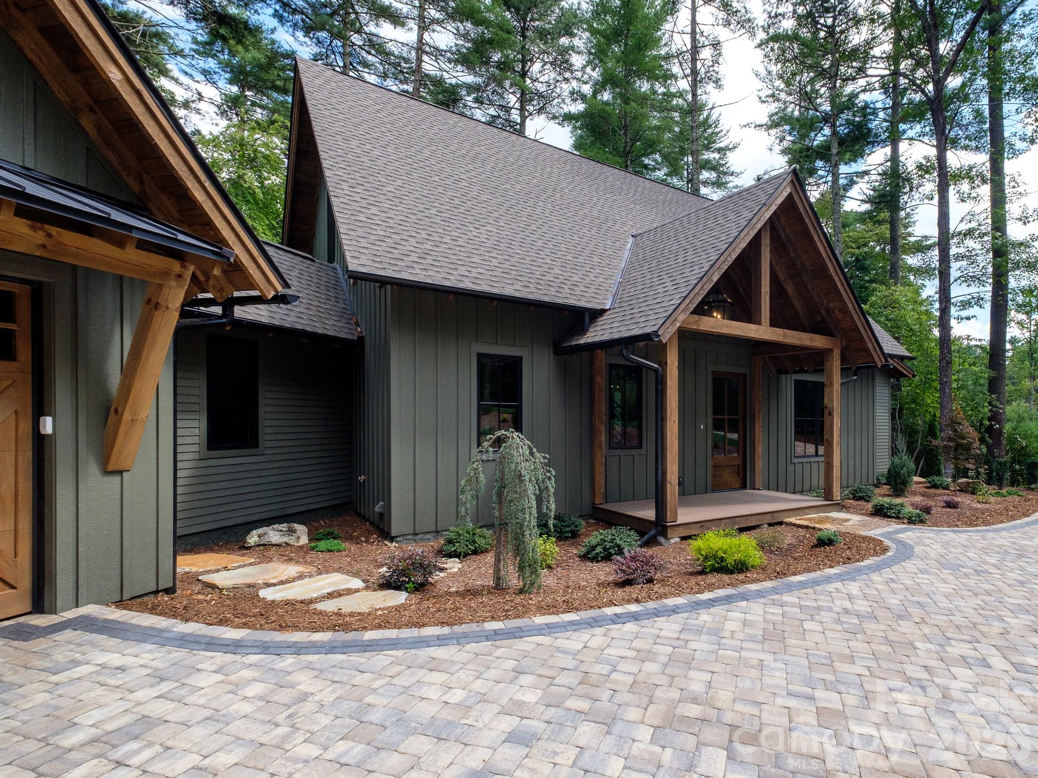 465 Mountain Brook Trail — Brevard