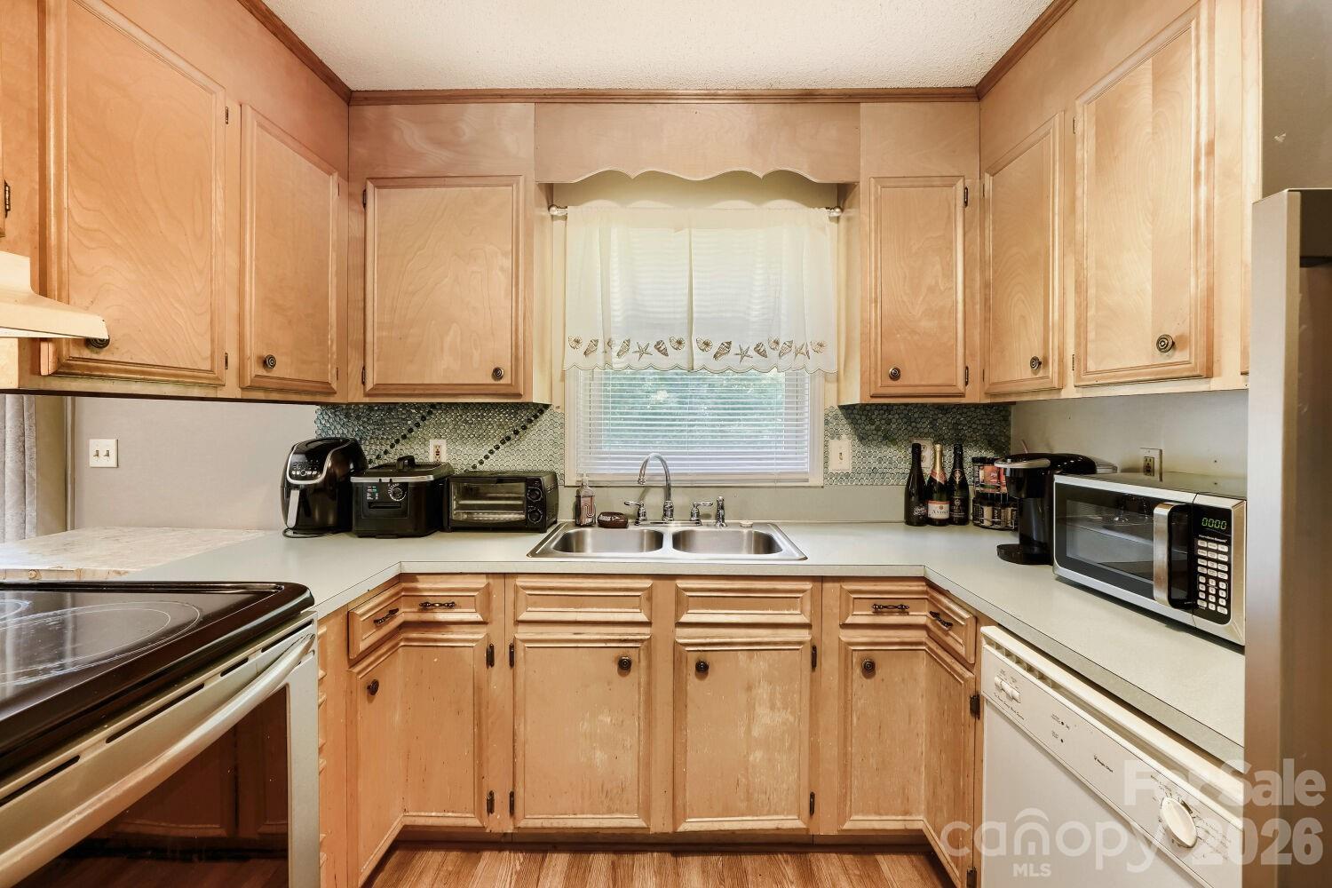 2601 Lynn Drive — Gastonia