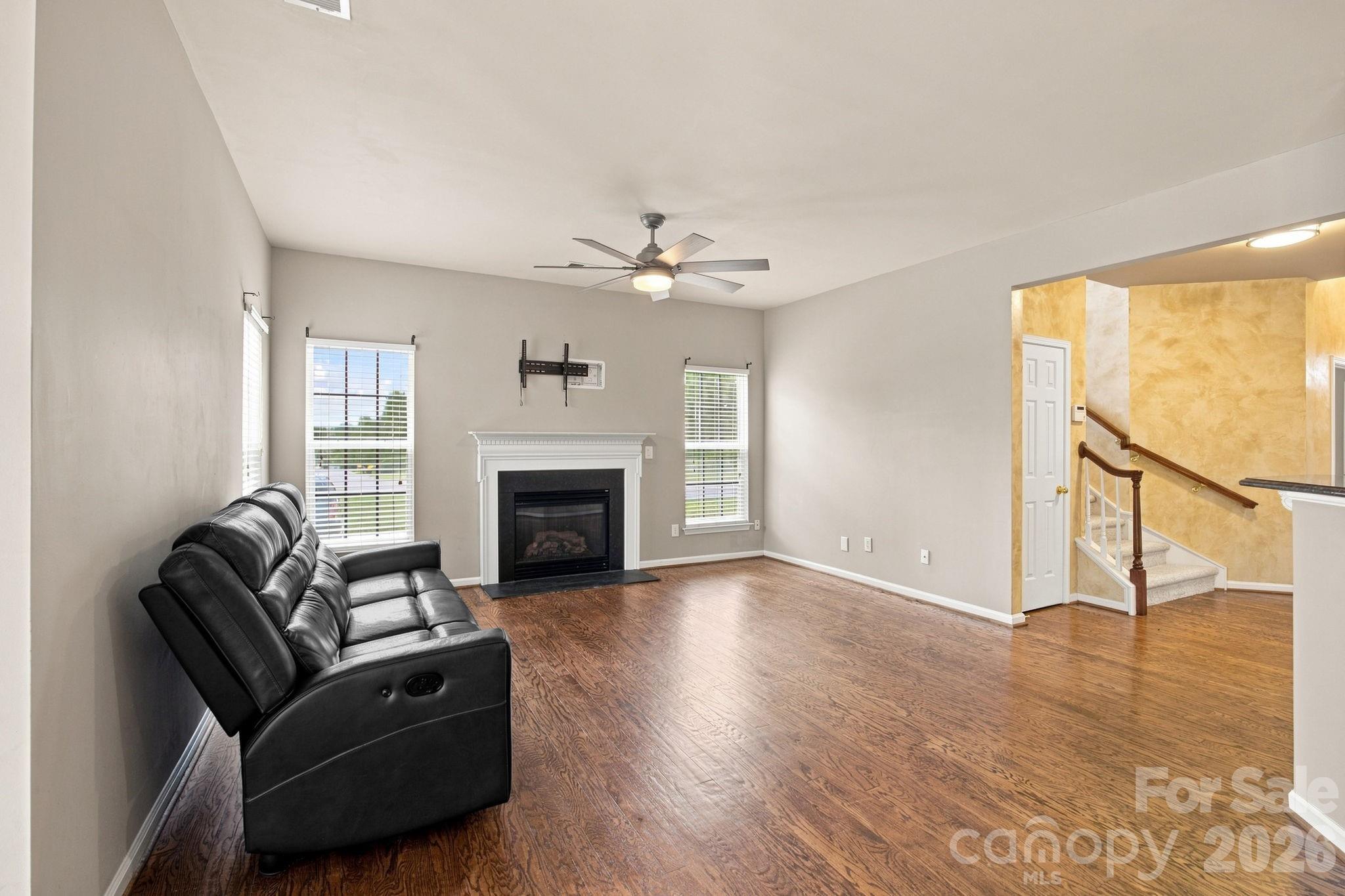 2426 Smith Cove Road — Denver
