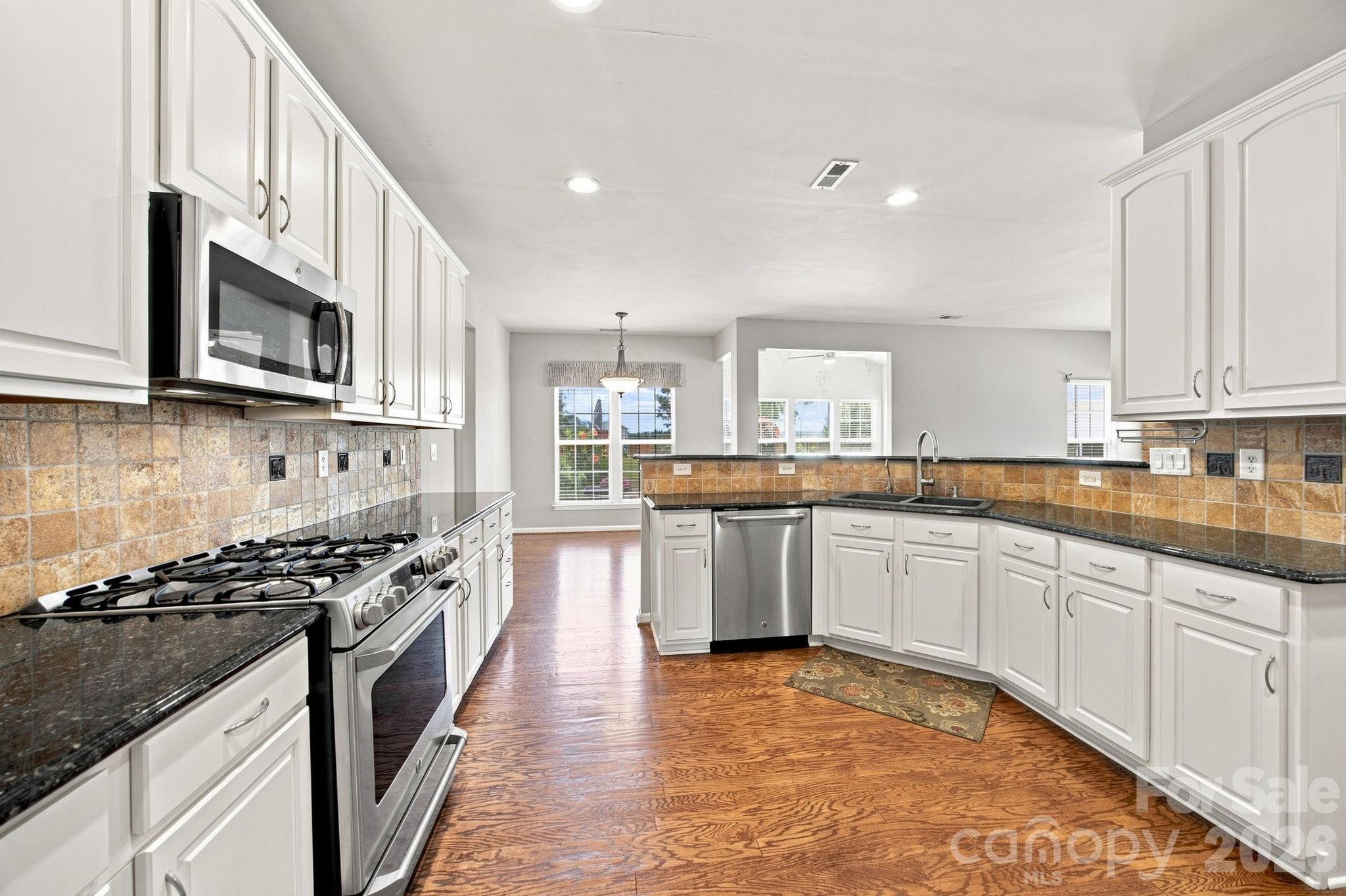 2426 Smith Cove Road — Denver