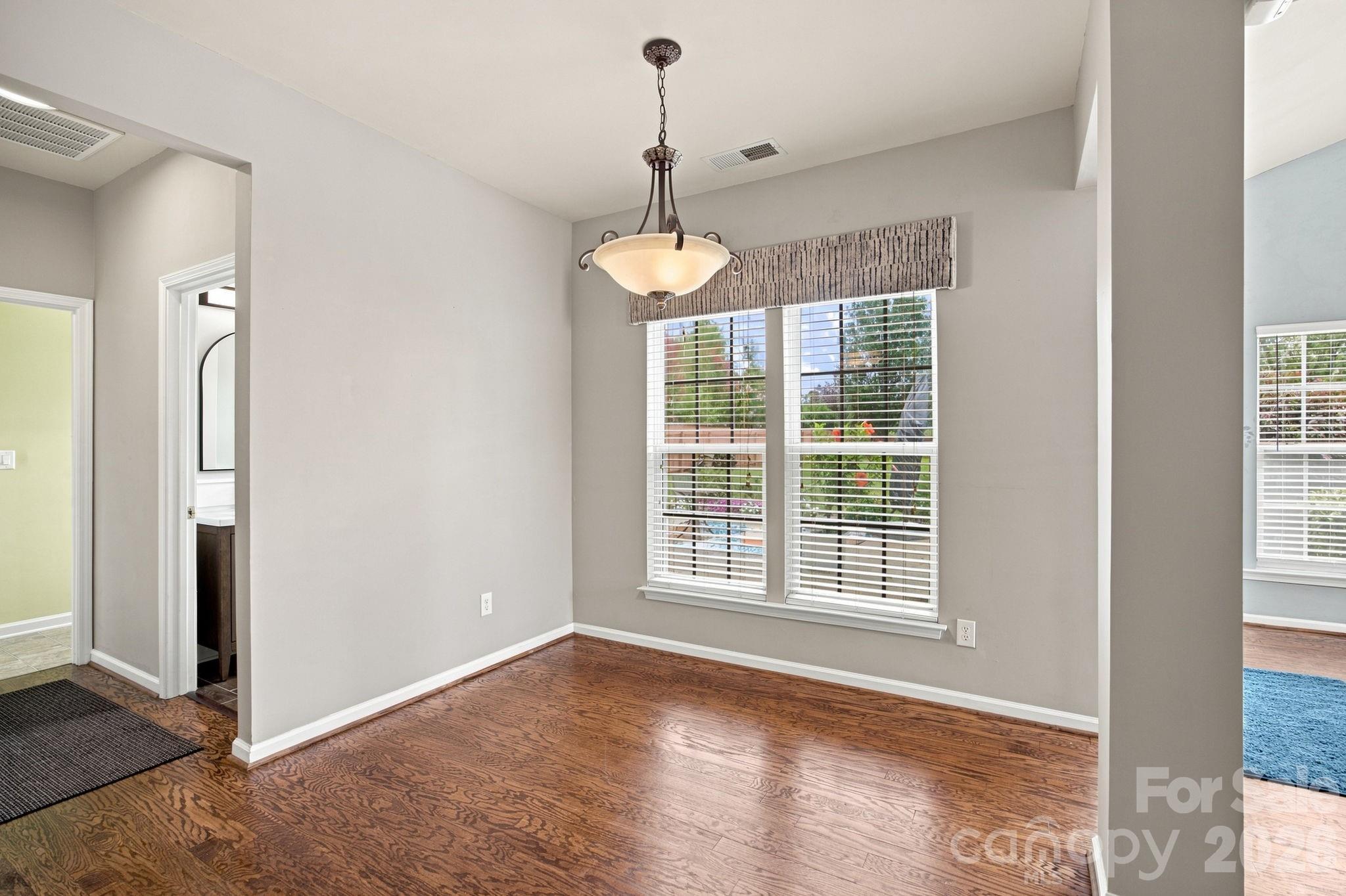 2426 Smith Cove Road — Denver