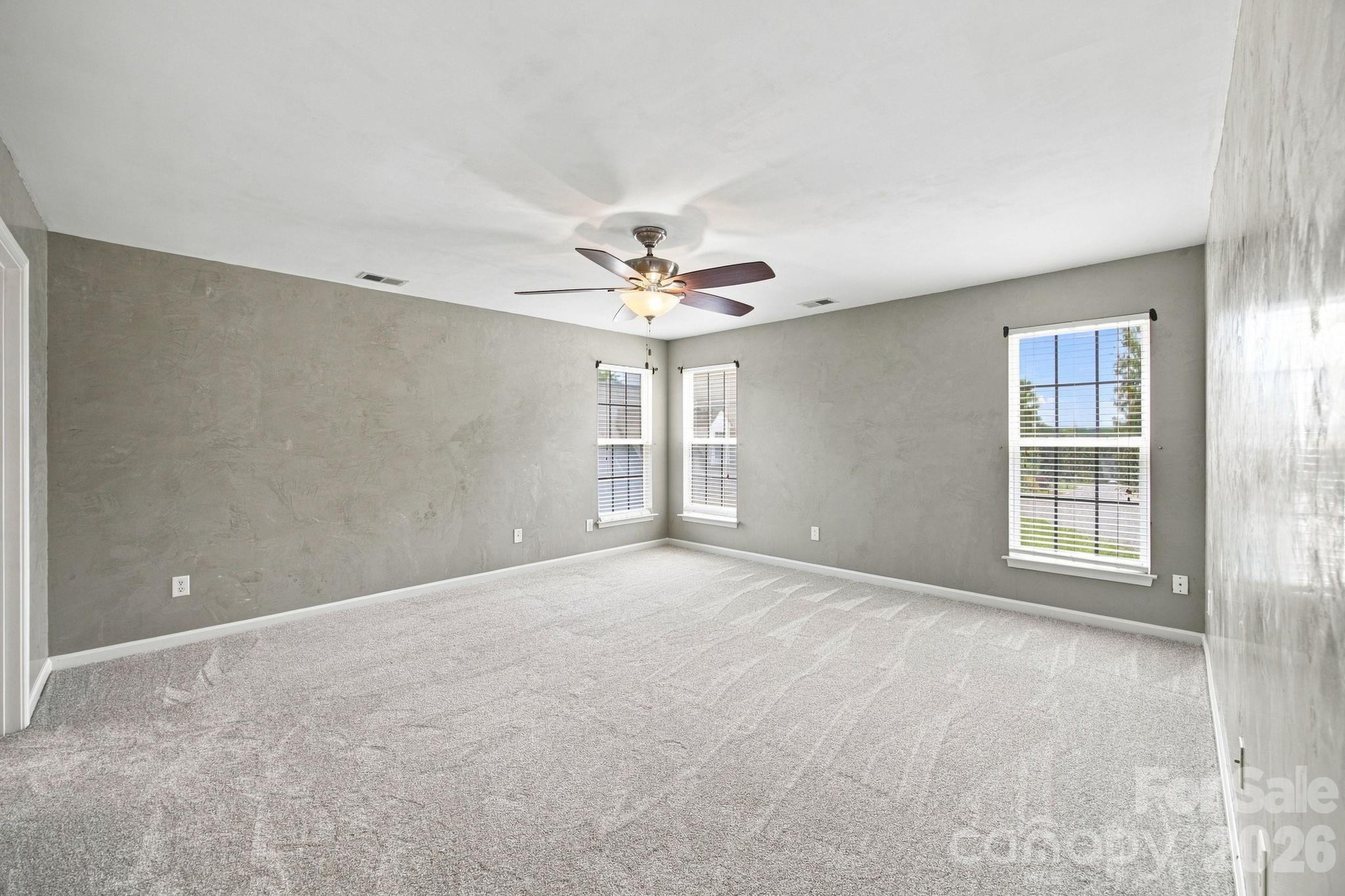 2426 Smith Cove Road — Denver