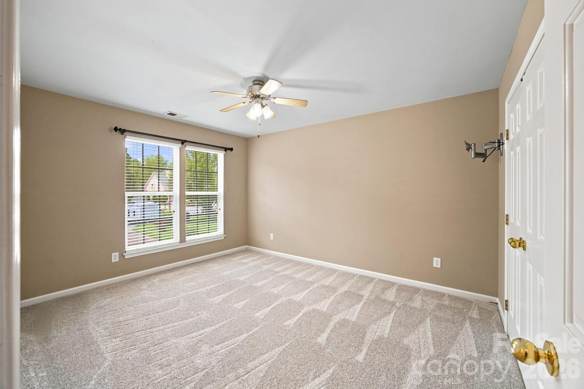 2426 Smith Cove Road — Denver