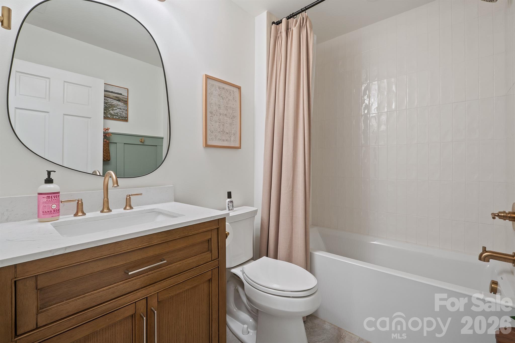 567 Canvasback Road — Mooresville