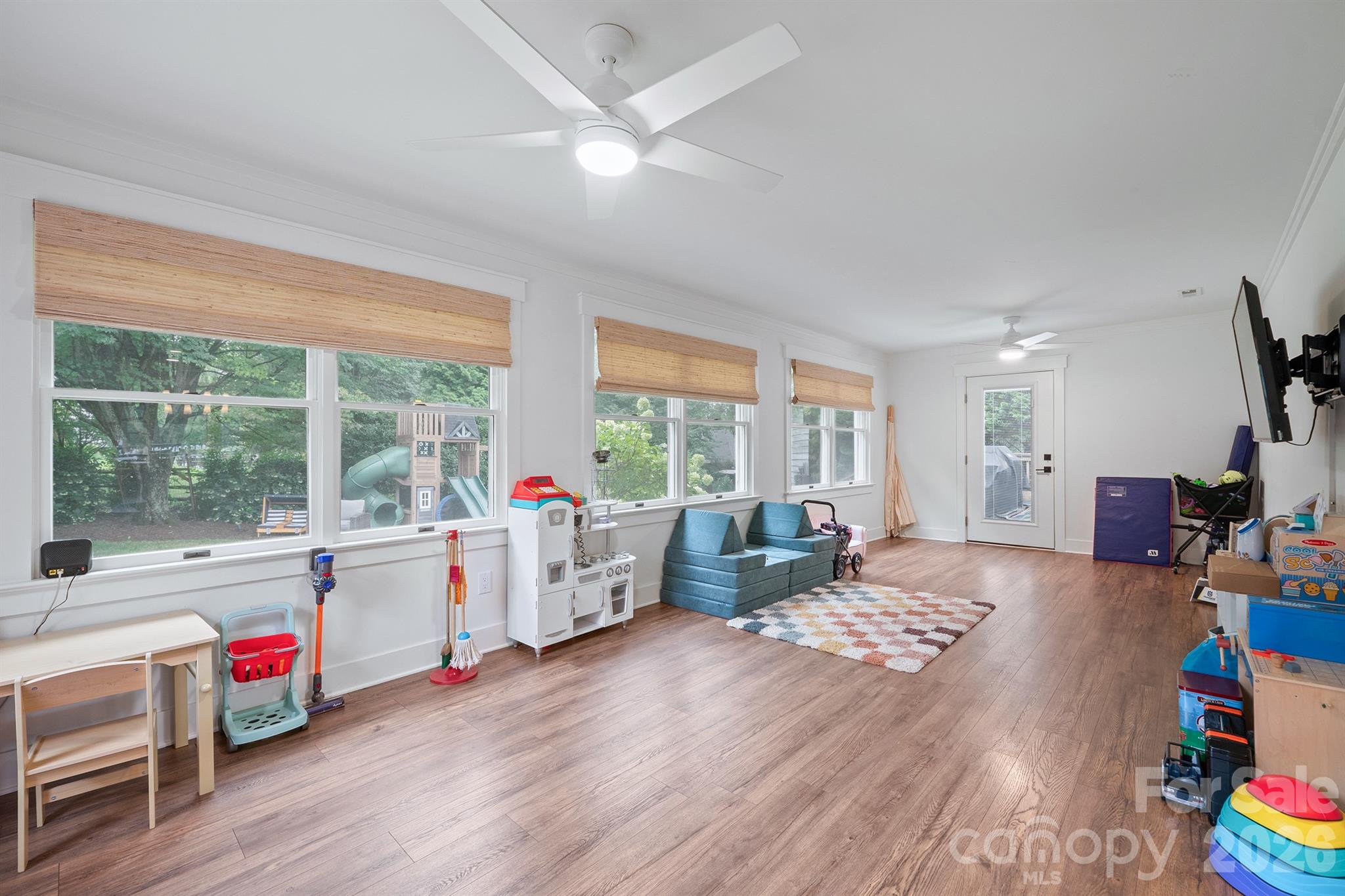 567 Canvasback Road — Mooresville