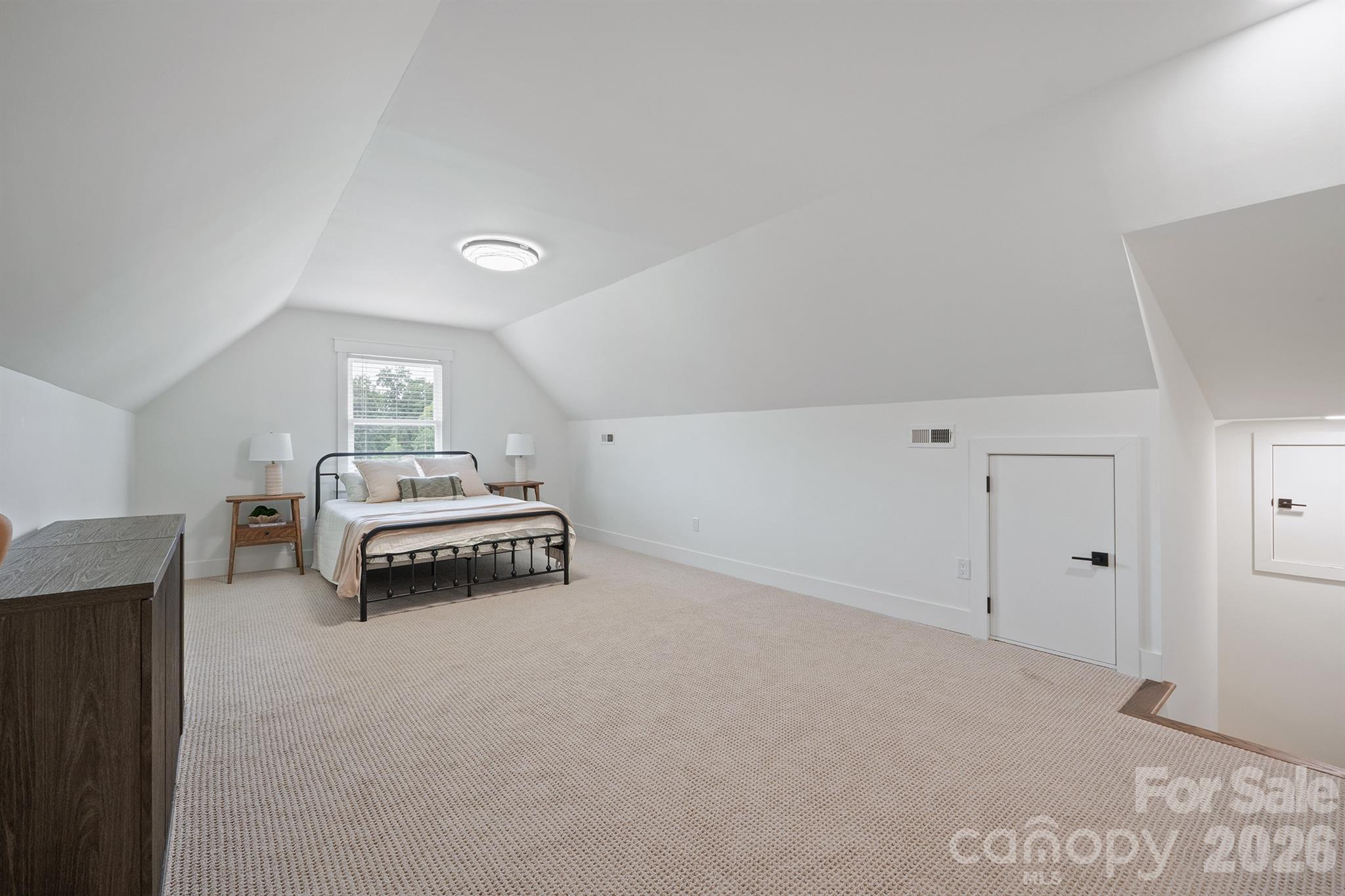 567 Canvasback Road — Mooresville