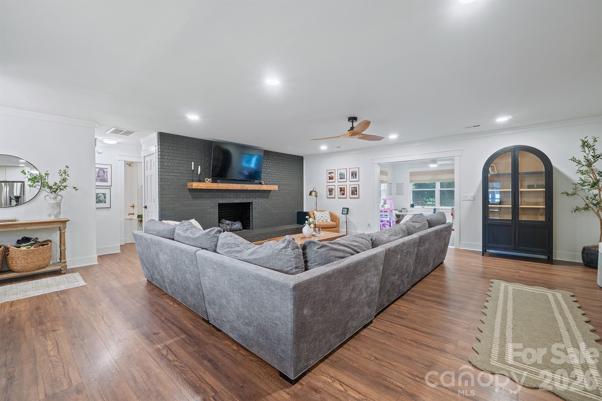 567 Canvasback Road — Mooresville