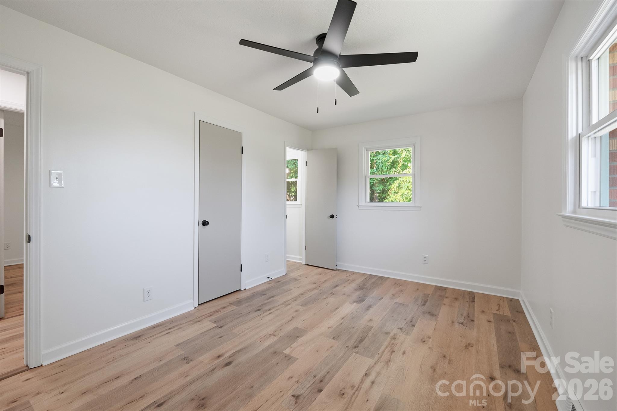 112 Summers Farm Road — Statesville