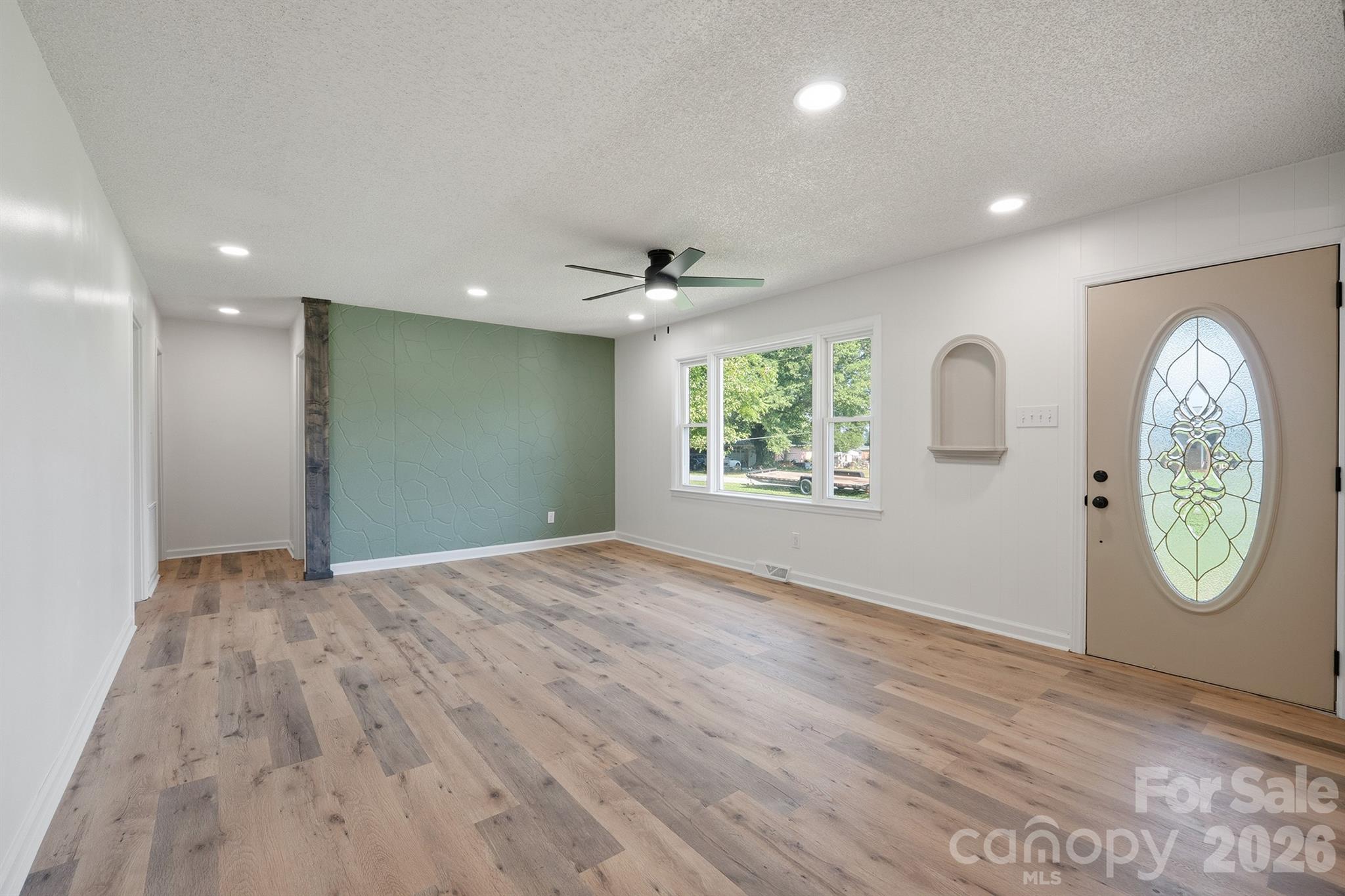 112 Summers Farm Road — Statesville