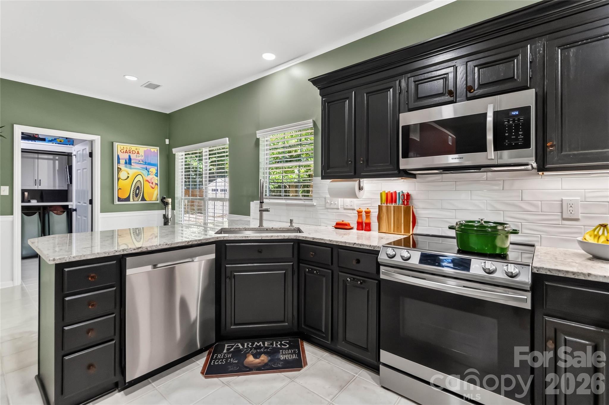 9122 Fairbridge Road — Charlotte