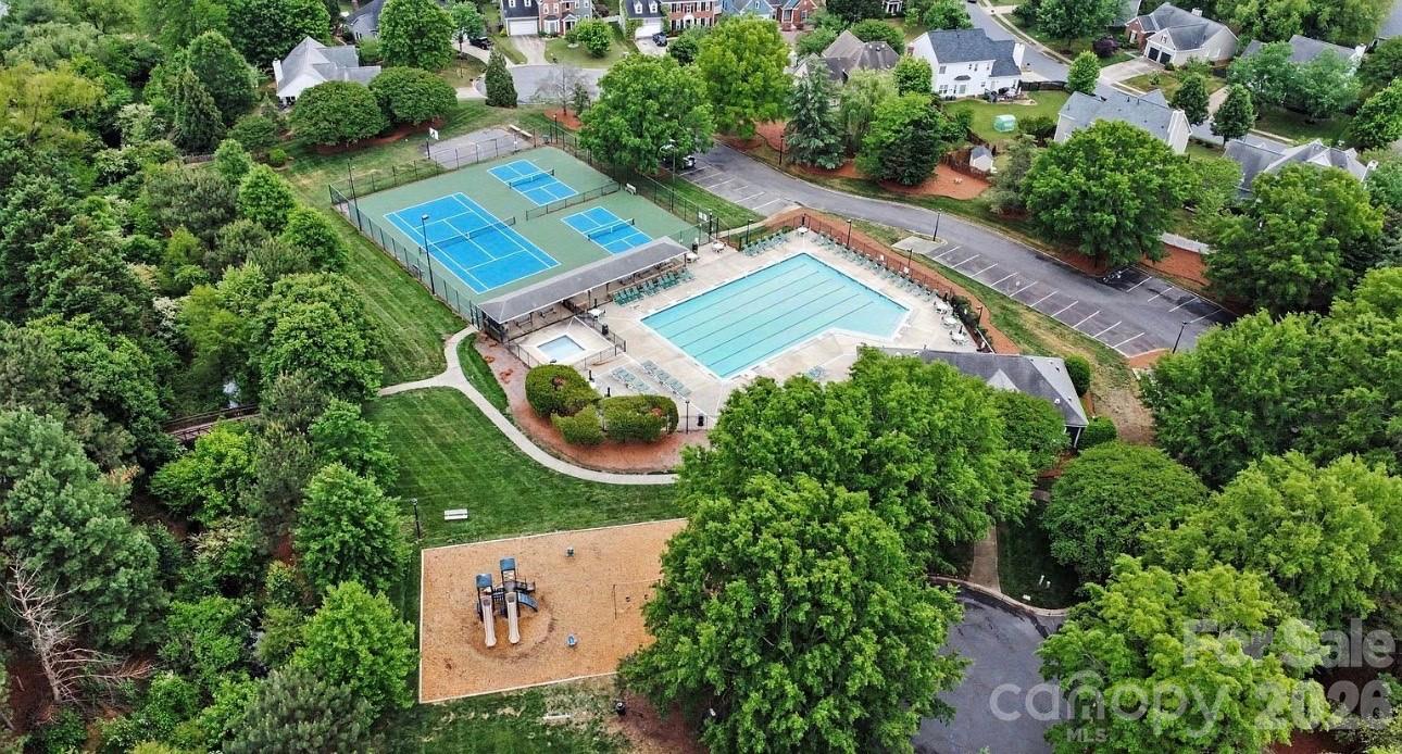 9122 Fairbridge Road — Charlotte
