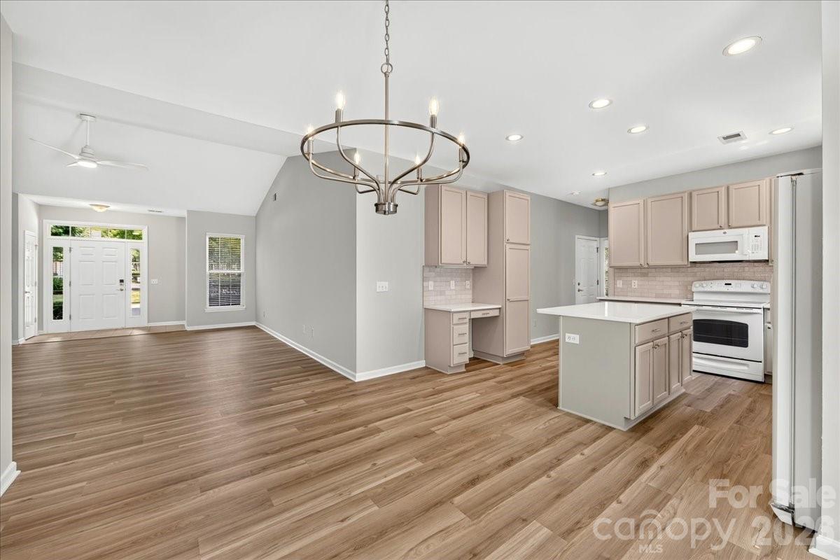 9236 Duckhorn Drive — Charlotte