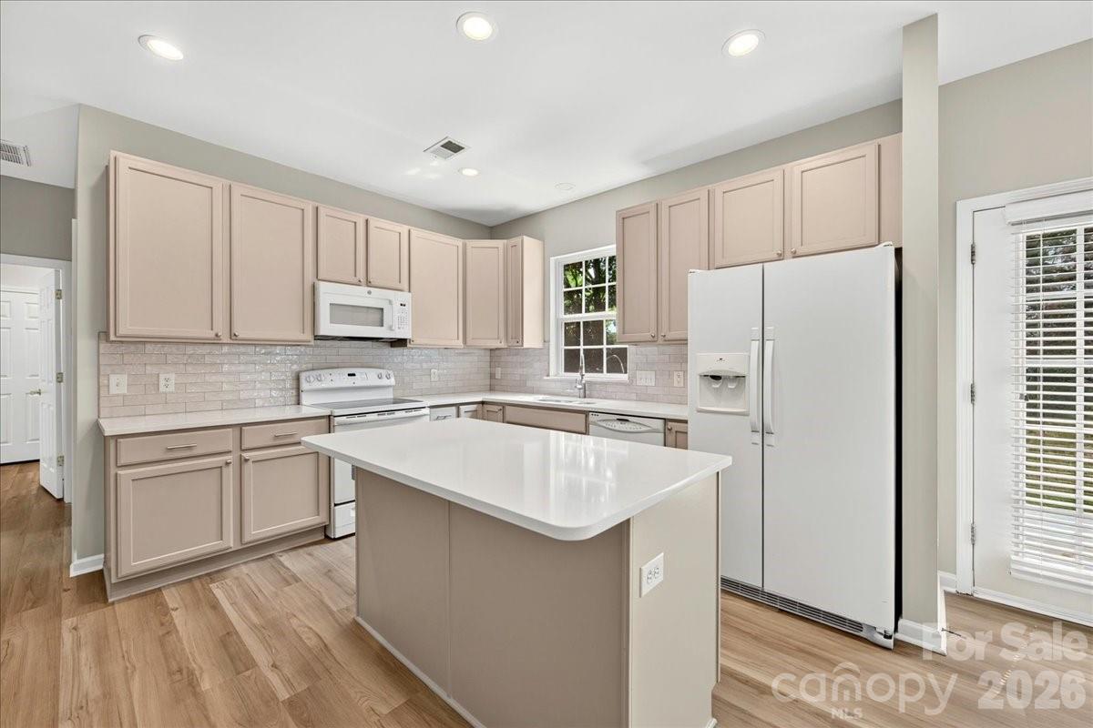 9236 Duckhorn Drive — Charlotte
