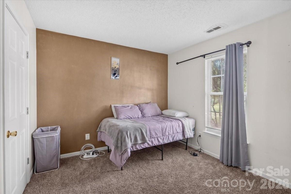 9207 Amy Drive — Charlotte