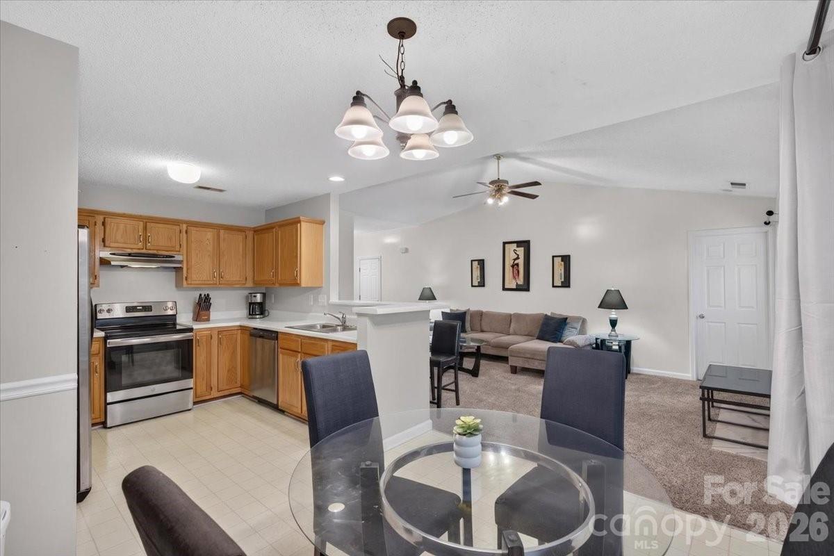 9207 Amy Drive — Charlotte