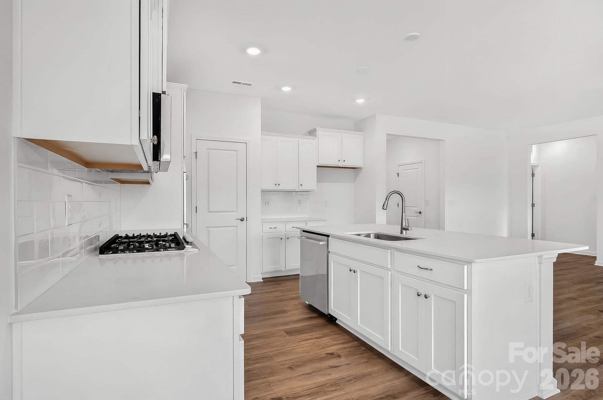 8548 Norman Forest Road #313 — Lancaster
