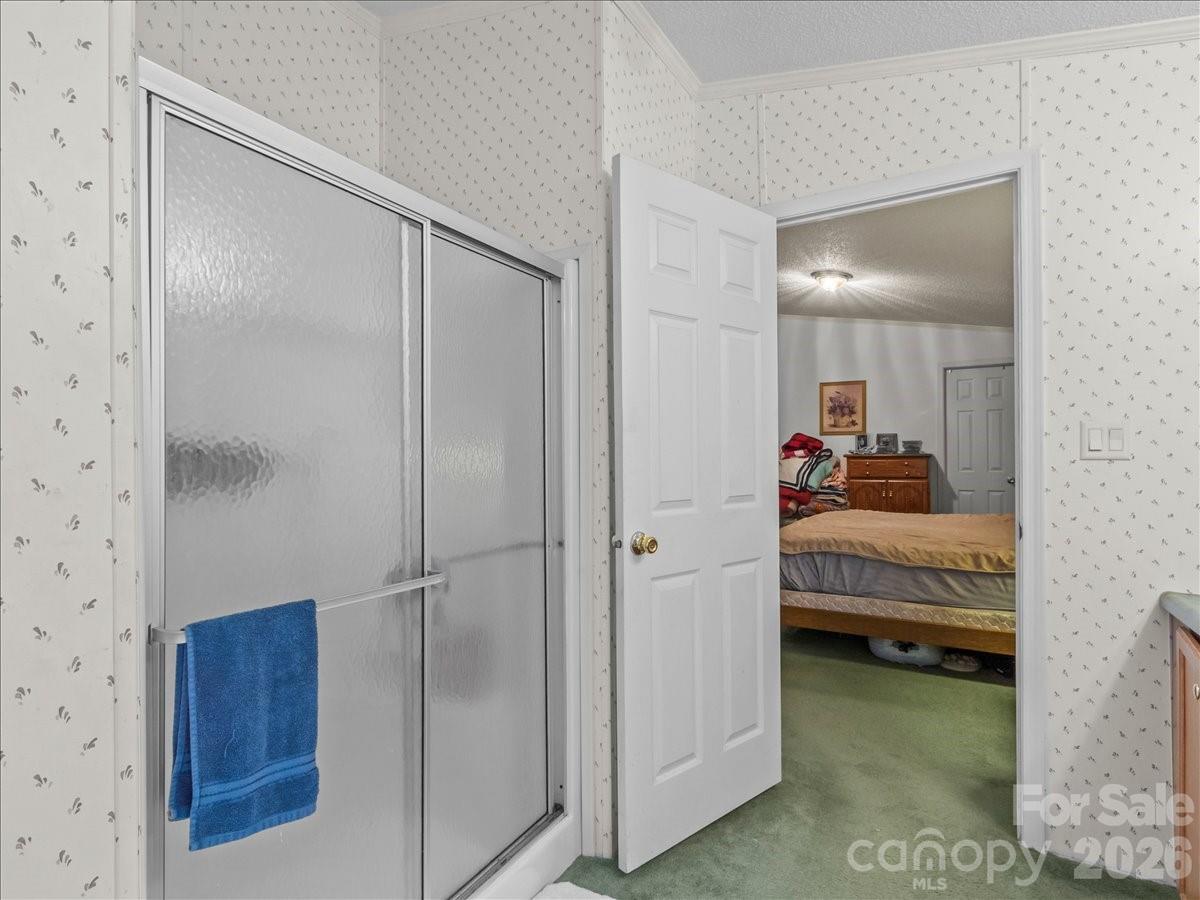 98 Cardinal Lane — Burnsville